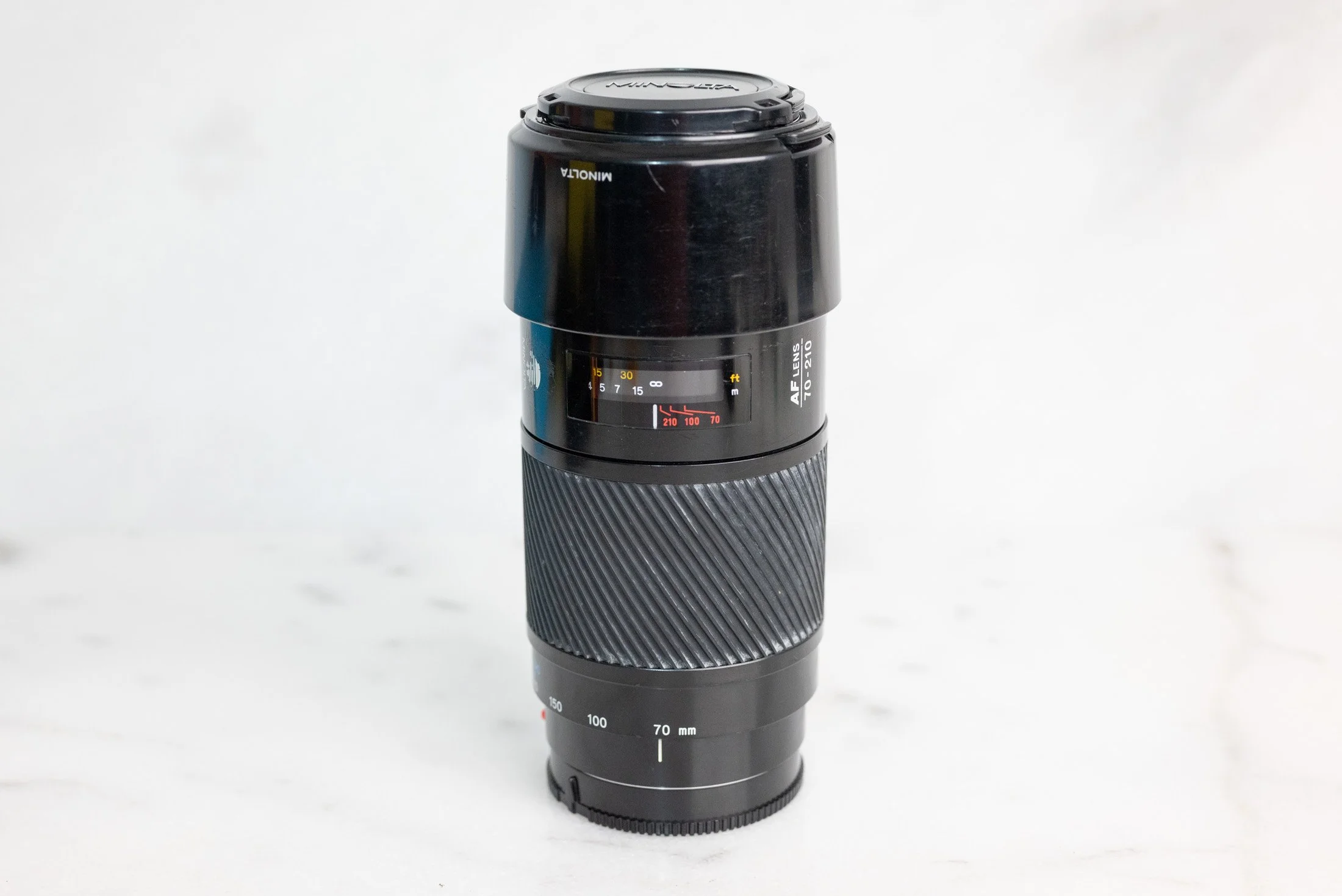 Minolta AF Zoom 70 210 mm F/4 Macro Focusing Zoom Lens For