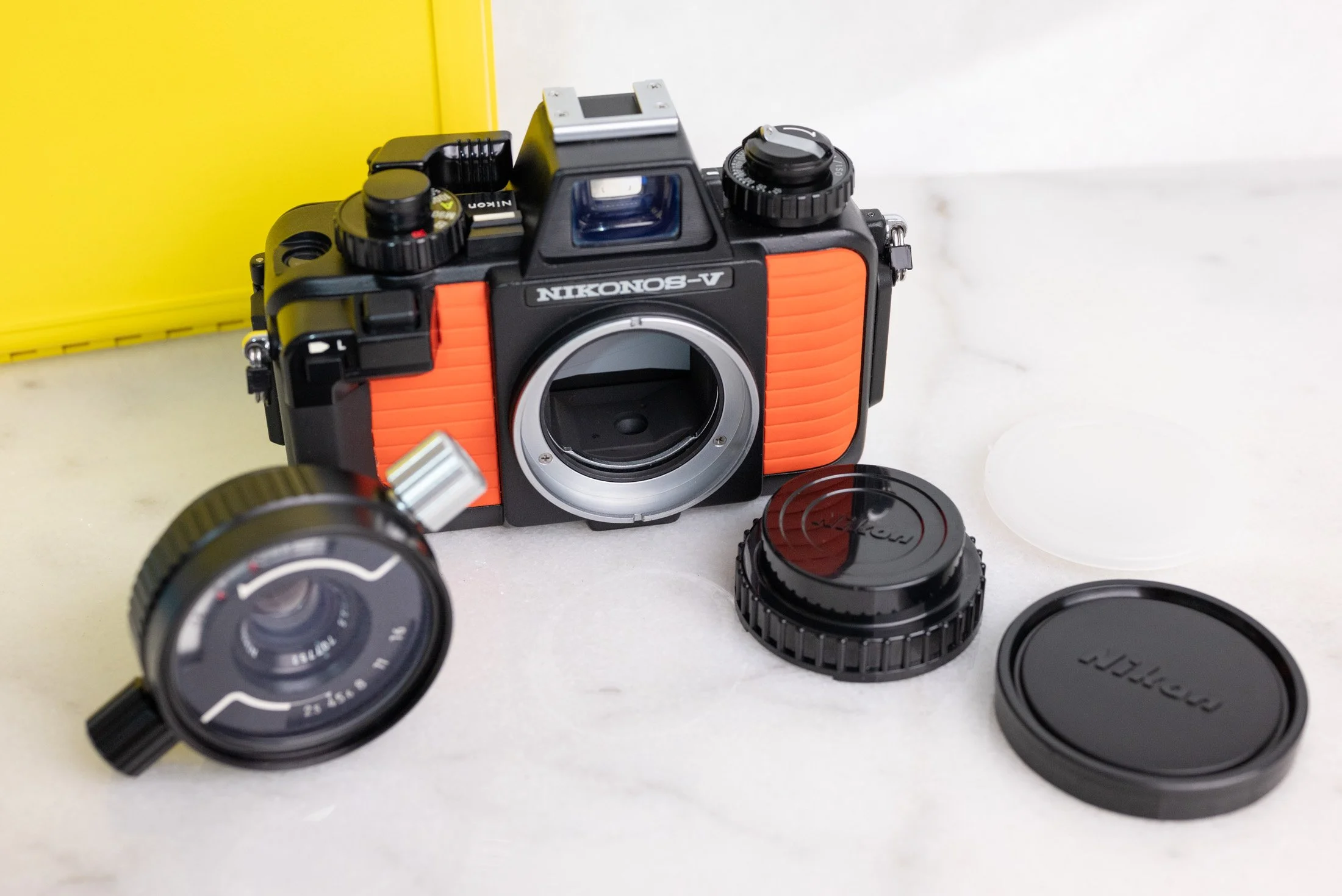 Nikon Nikonos V Underwater Dive Camera with Nikkor 35mm F/2.5 