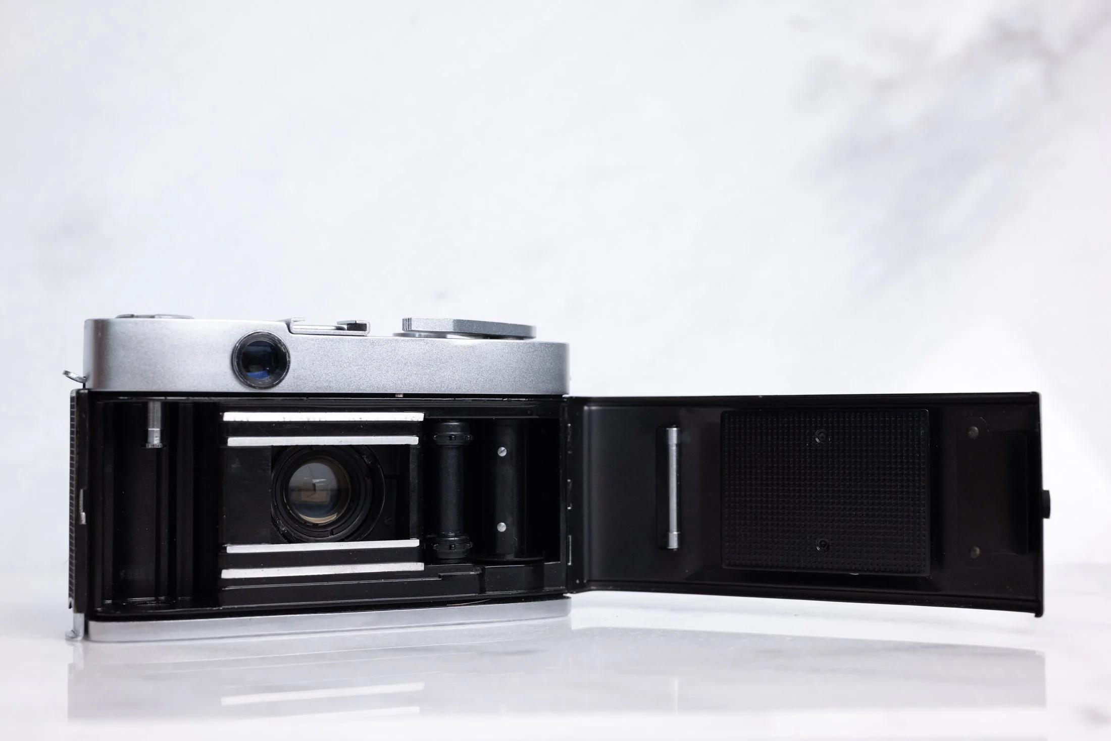kowa sw 35mm film camera for sale-7.jpg