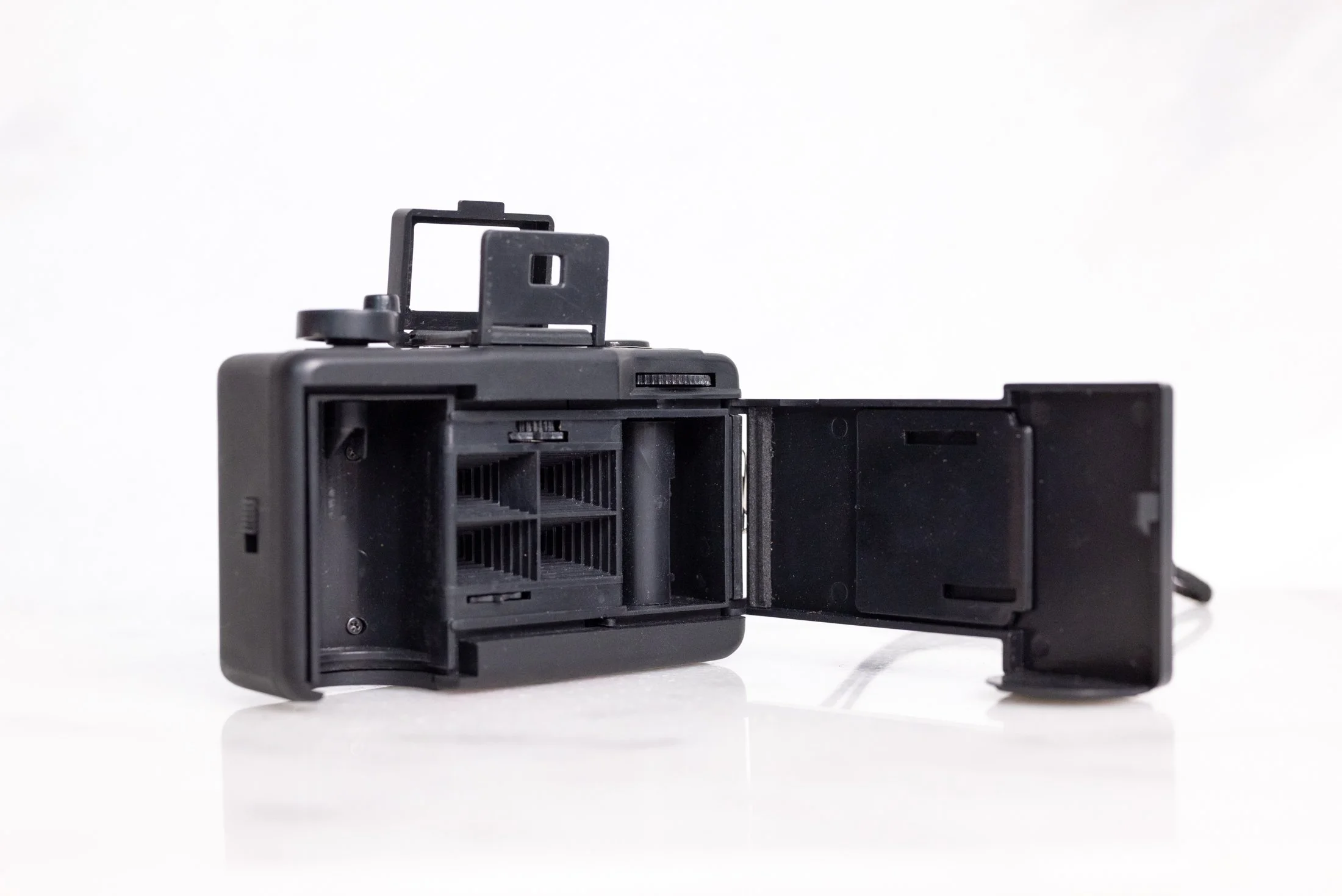 sports 35 film camera for sale-4.jpg
