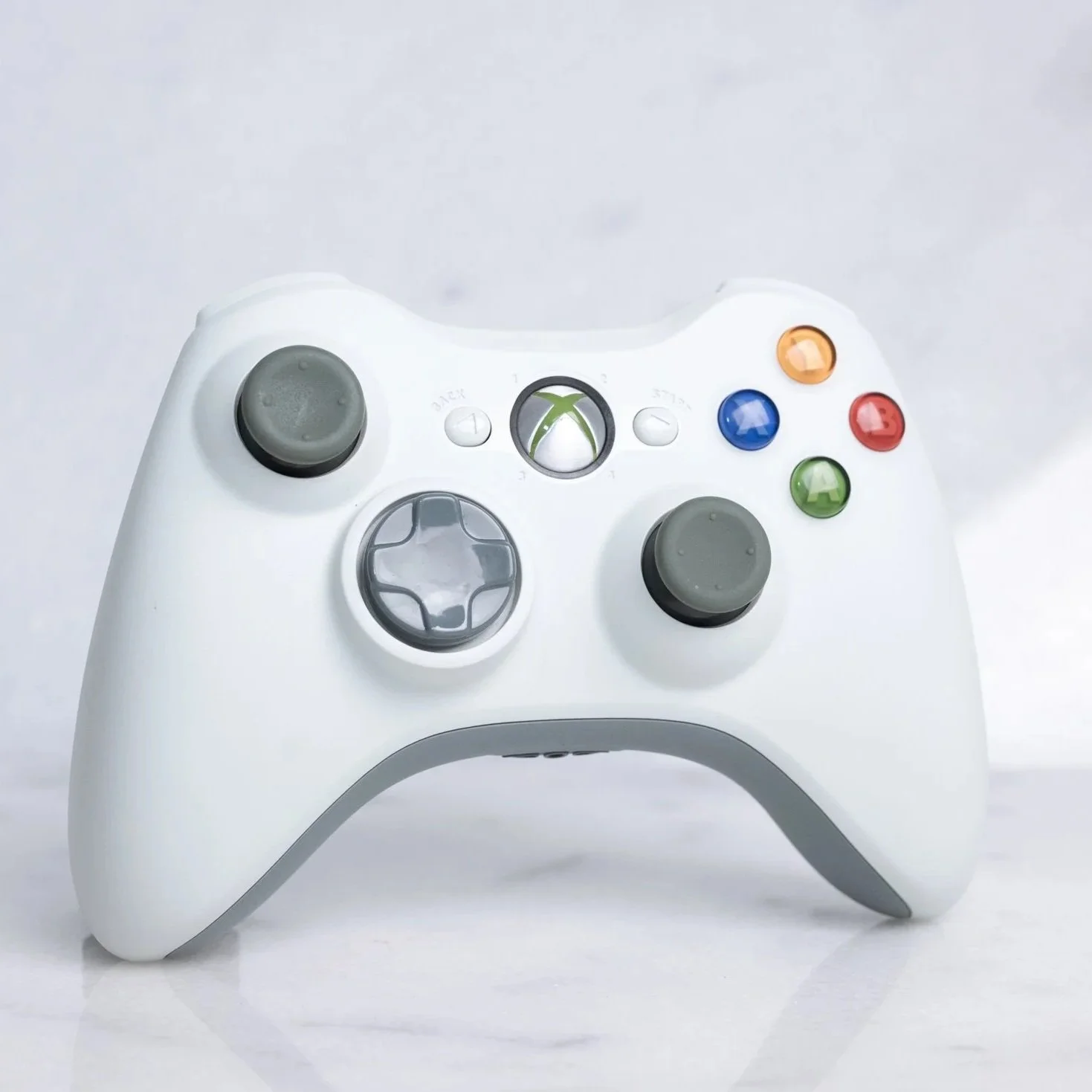 microsoft+xbox+360+controller+white+for+sale.jpg