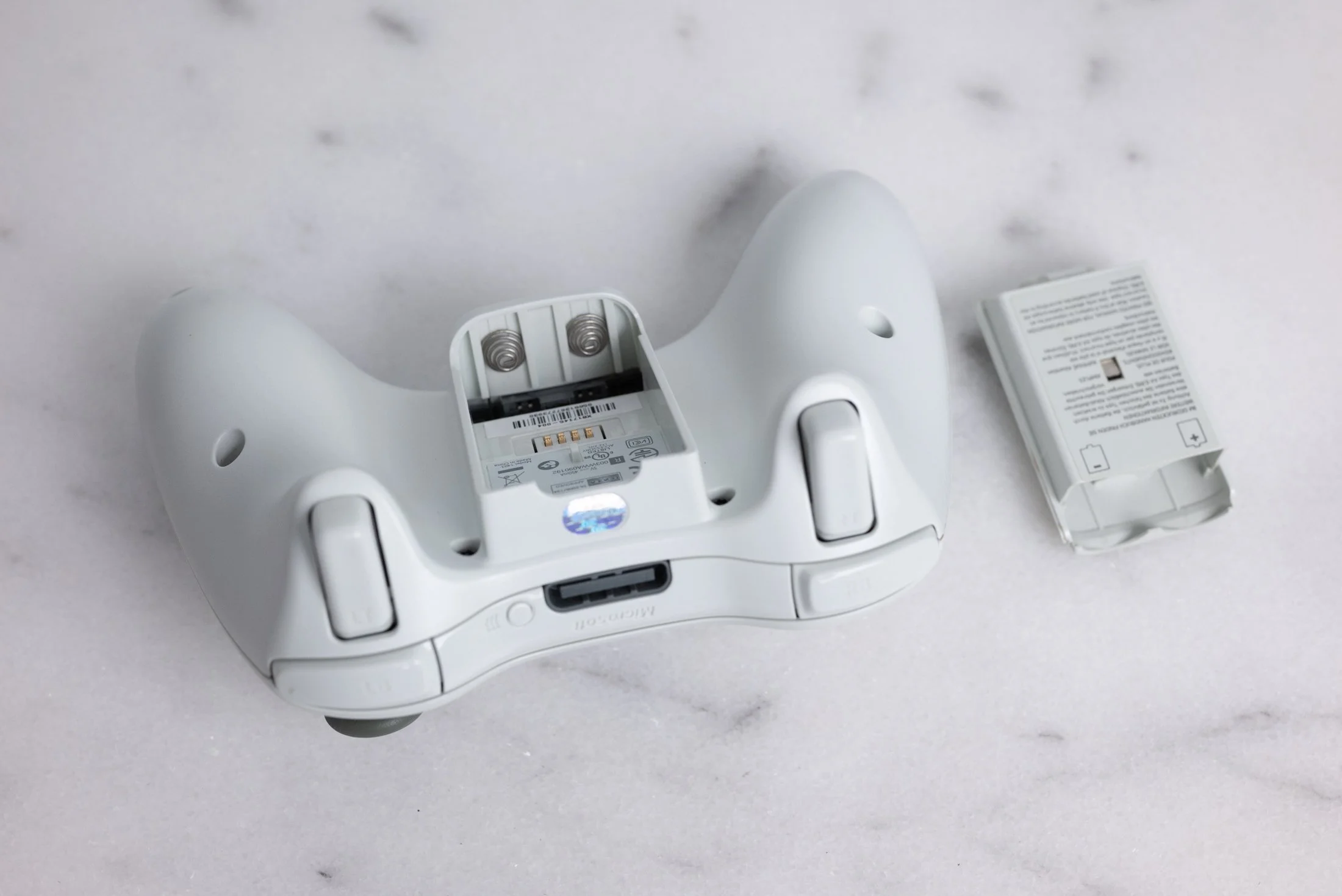 microsoft xbox 360 controller white for sale-4.jpg