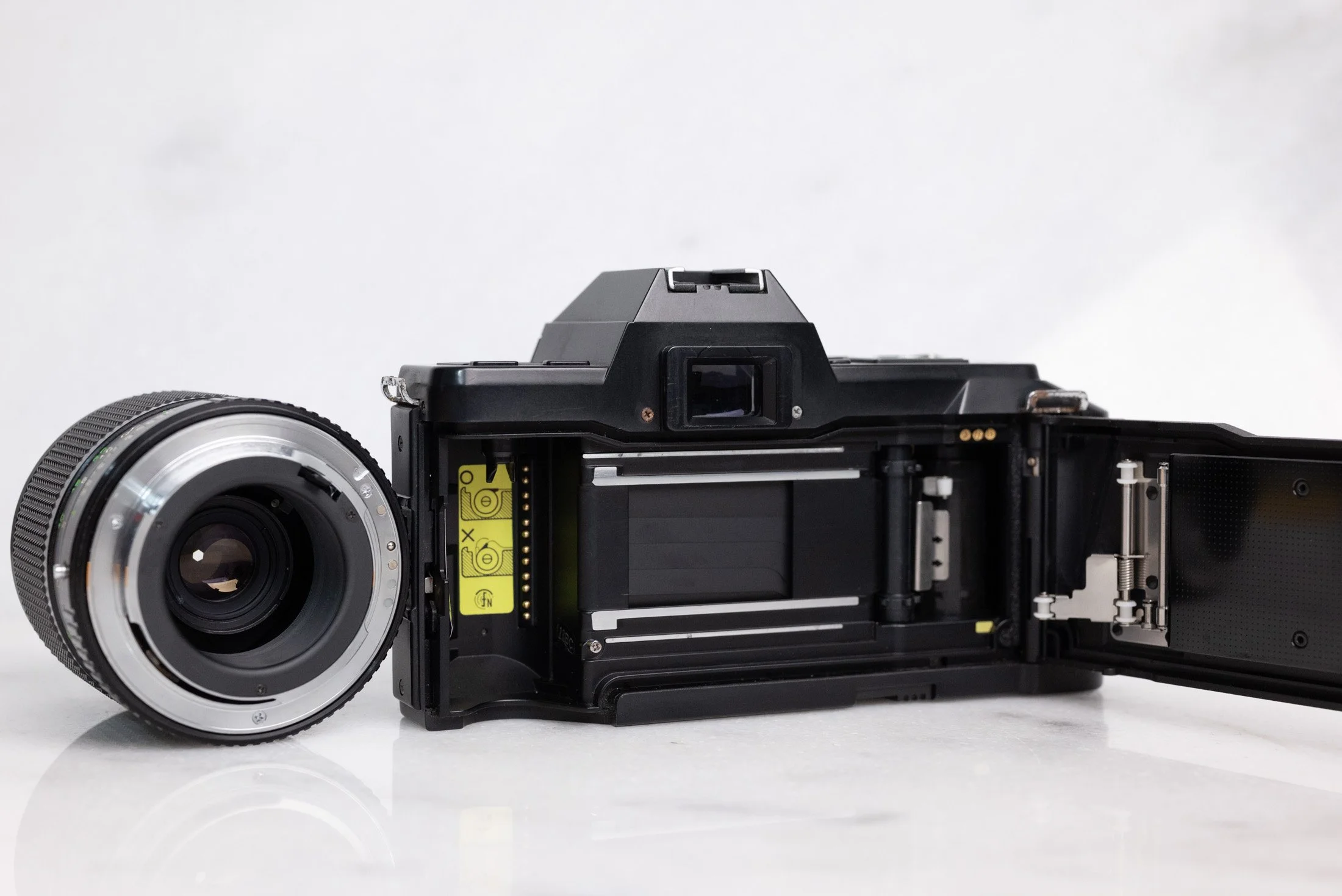 chinon camera for sale-2.jpg