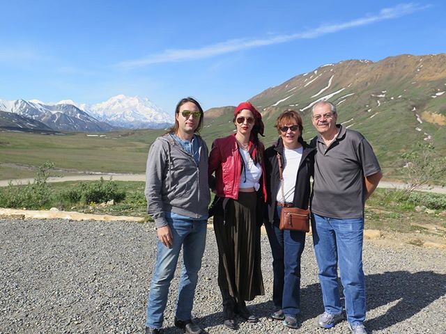 So incredibly beautiful #Denali Alaska ..the highest mountain peak in North America.. We must do our part to protect our incredible National Parks @denalinps