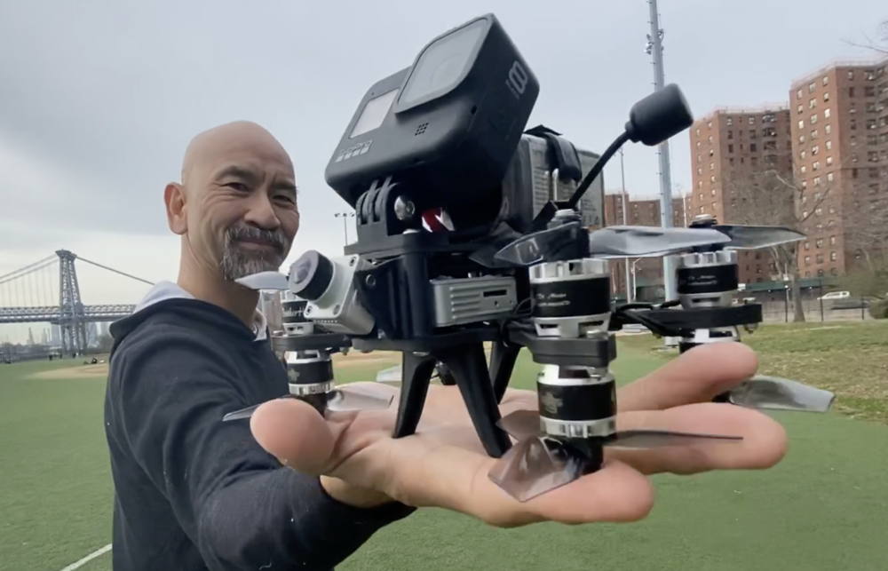 Randy Slavin enjoys the wide angle lens on his iPhone 11. Looka that palm-sized baby!