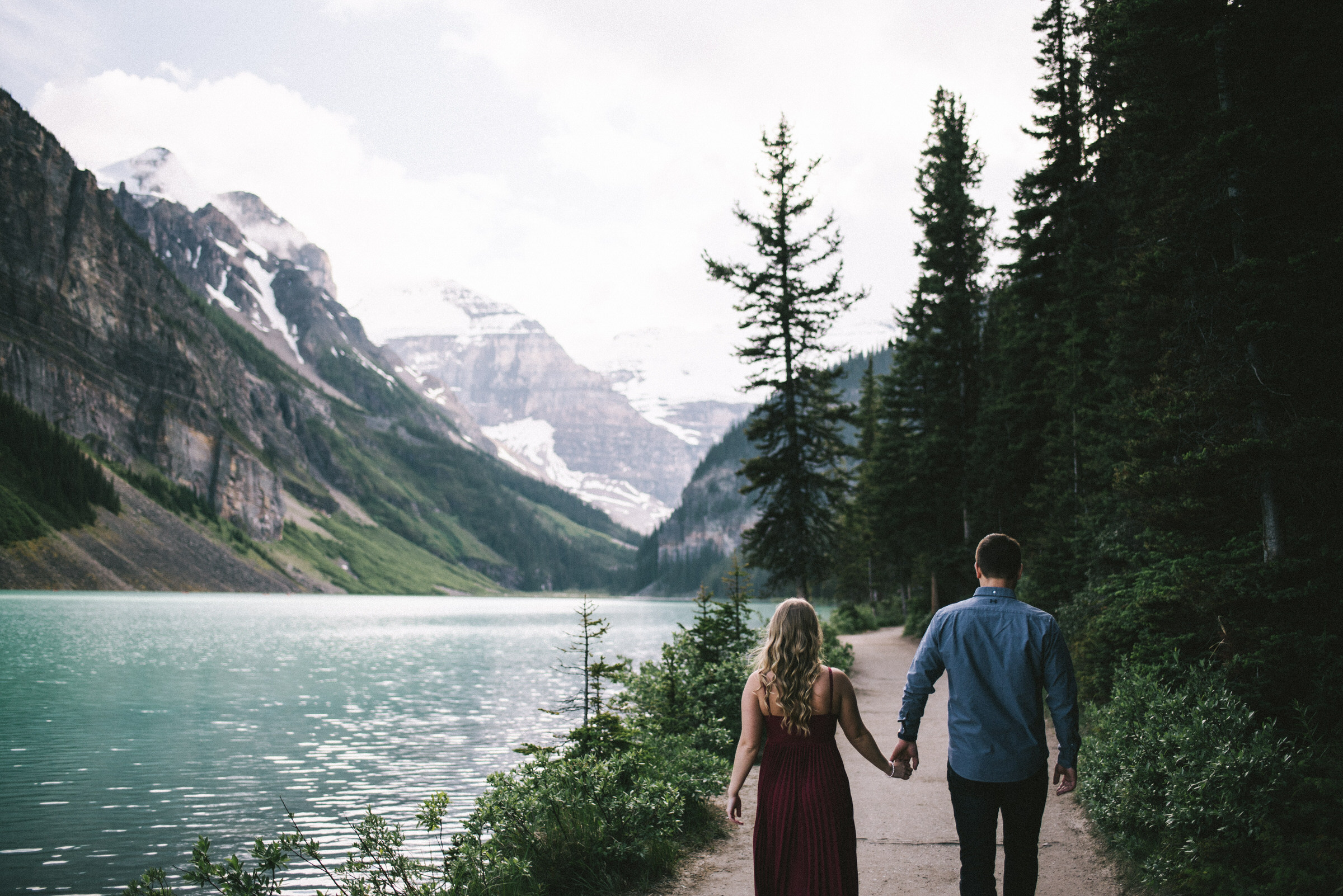 Banff Lake Louise Engagement Photographer