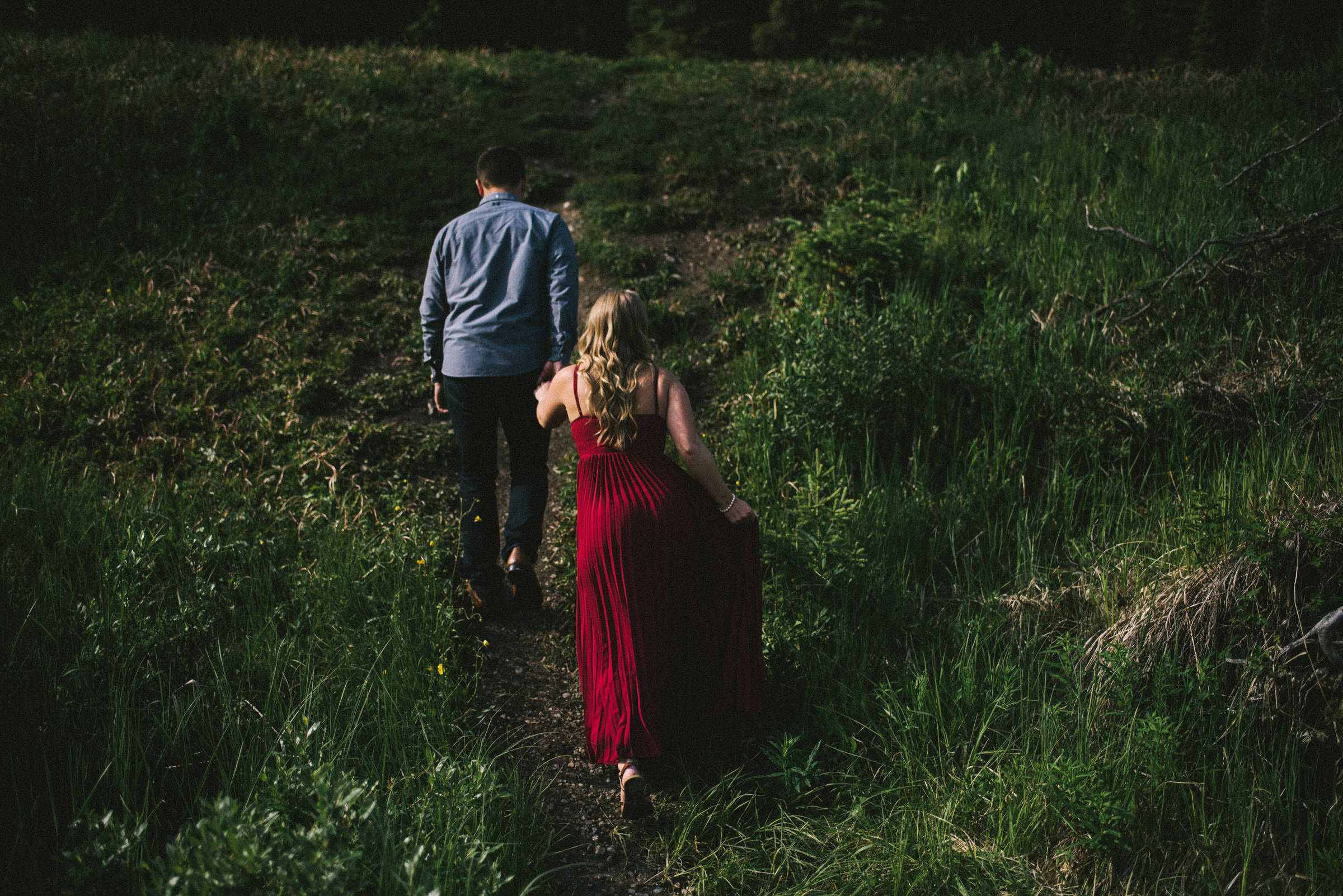 Banff Lake Louise Engagement Photographer