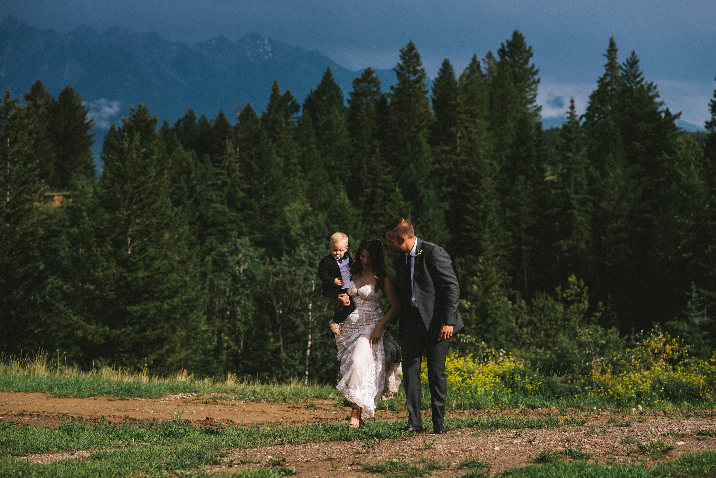 Brady Creek Ranch Wedding Photographer