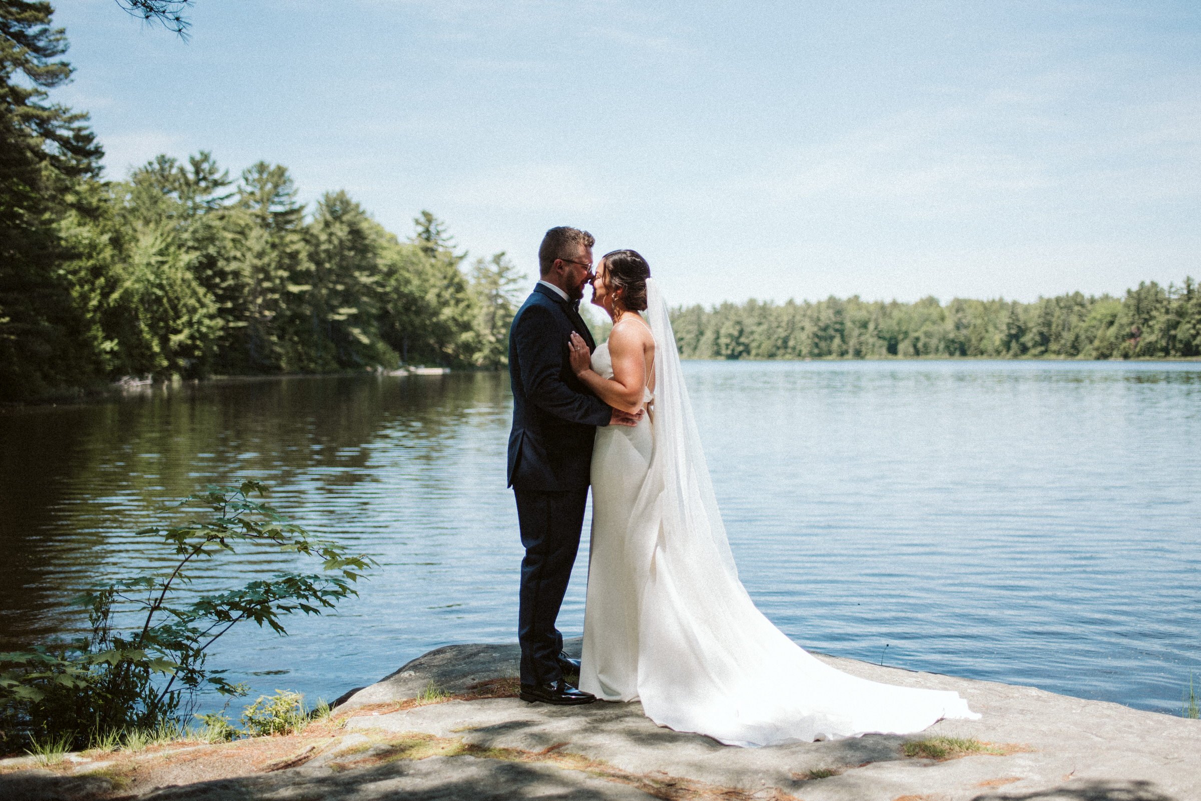 Rocky Crest Muskoka Wedding Photographer