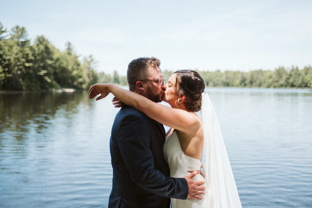 Rocky Crest Muskoka Wedding Photographer