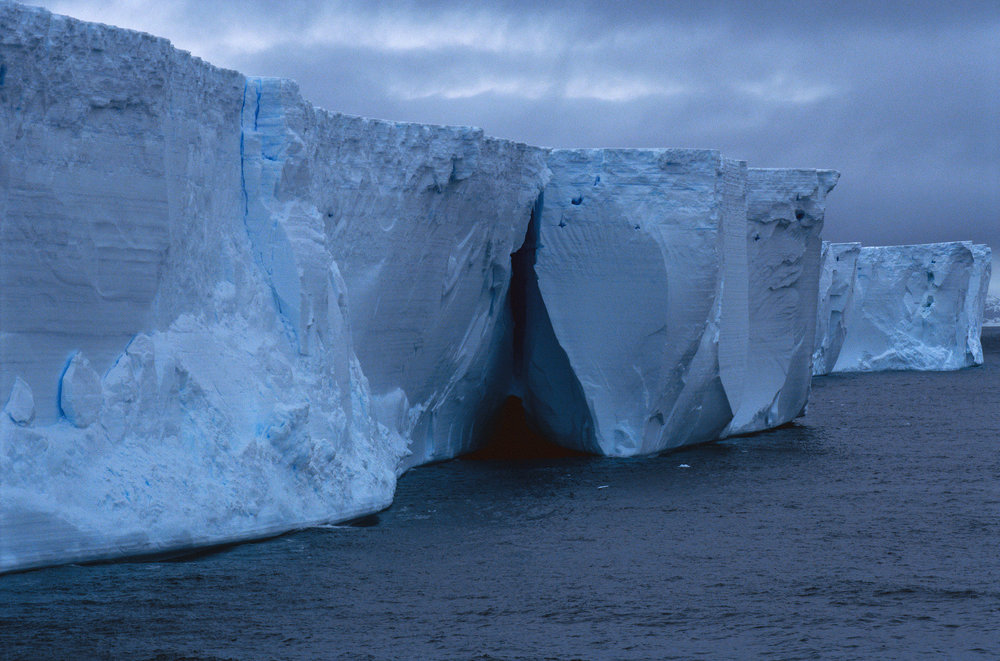 Antarctica_35_E100_20_sRGB.JPG