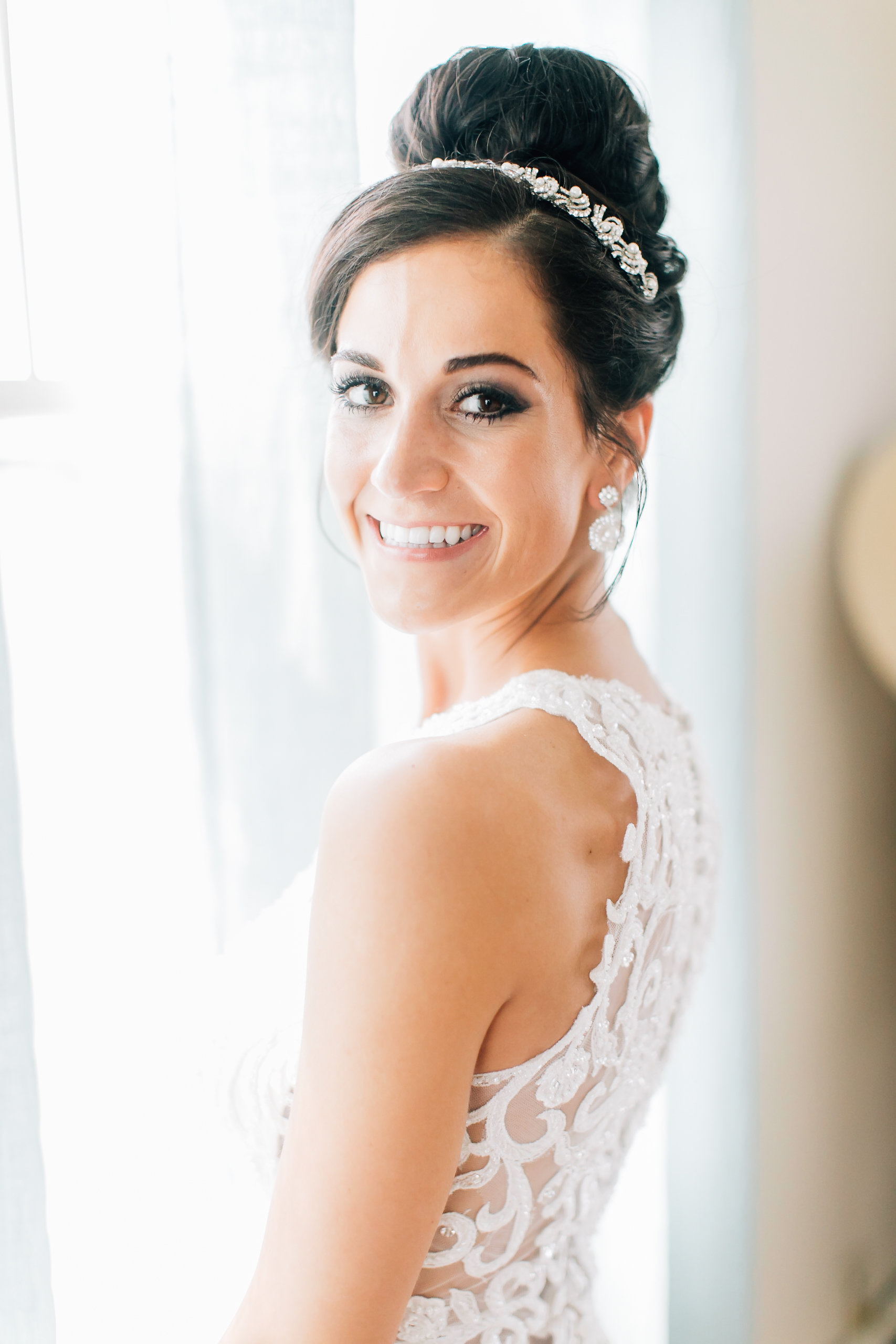 MagdalenaStudios_WeddingPhotographer_WillowCreekWinery_CarissaJoe-166.jpg