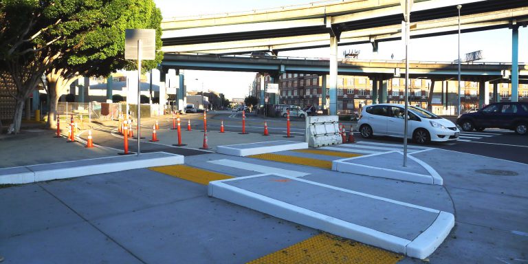 Protected Intersection in San Francisco, CA. Photo: The San Francisco Bicycle Coalition, sfbike.org