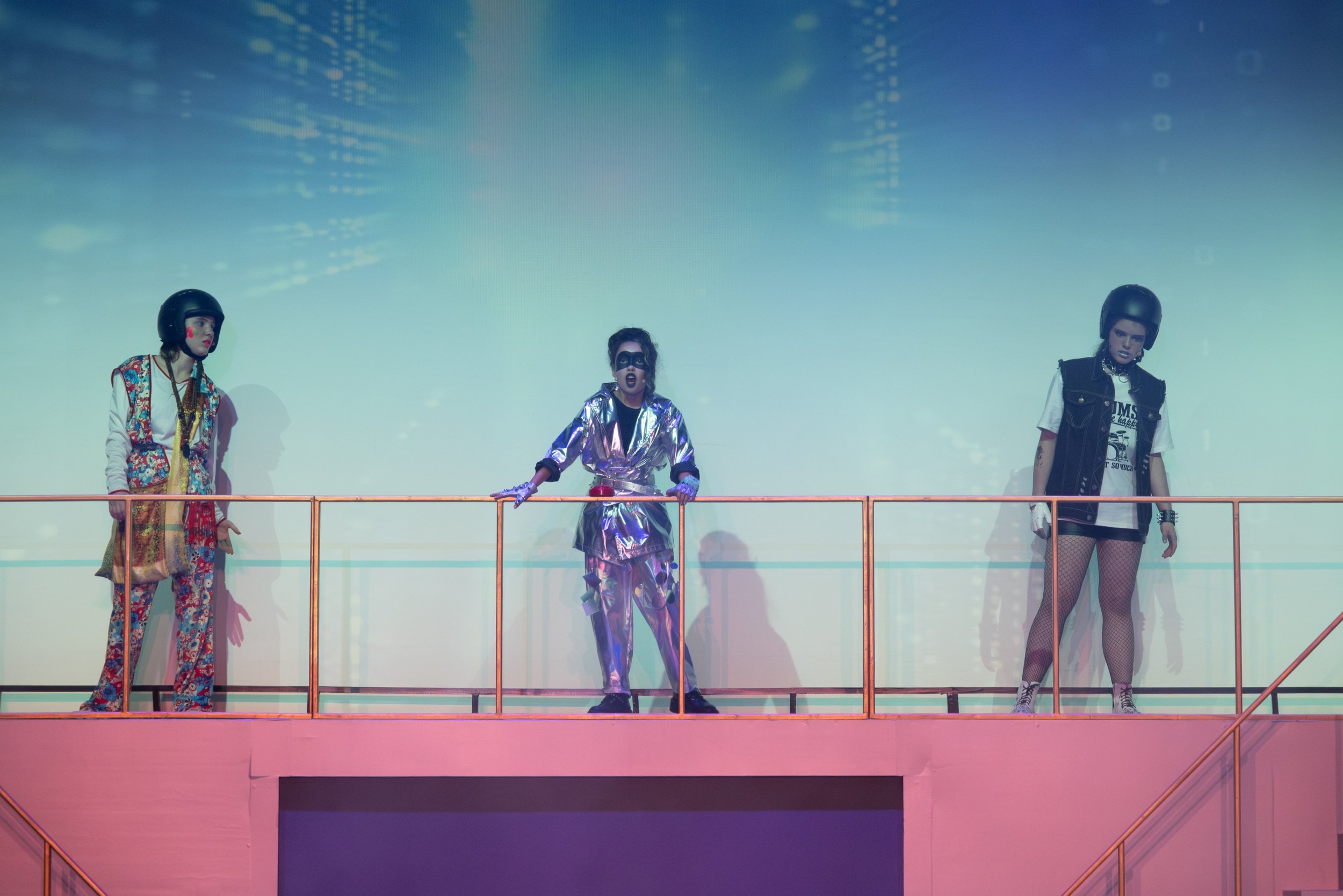 077-WWRY_Show.jpg