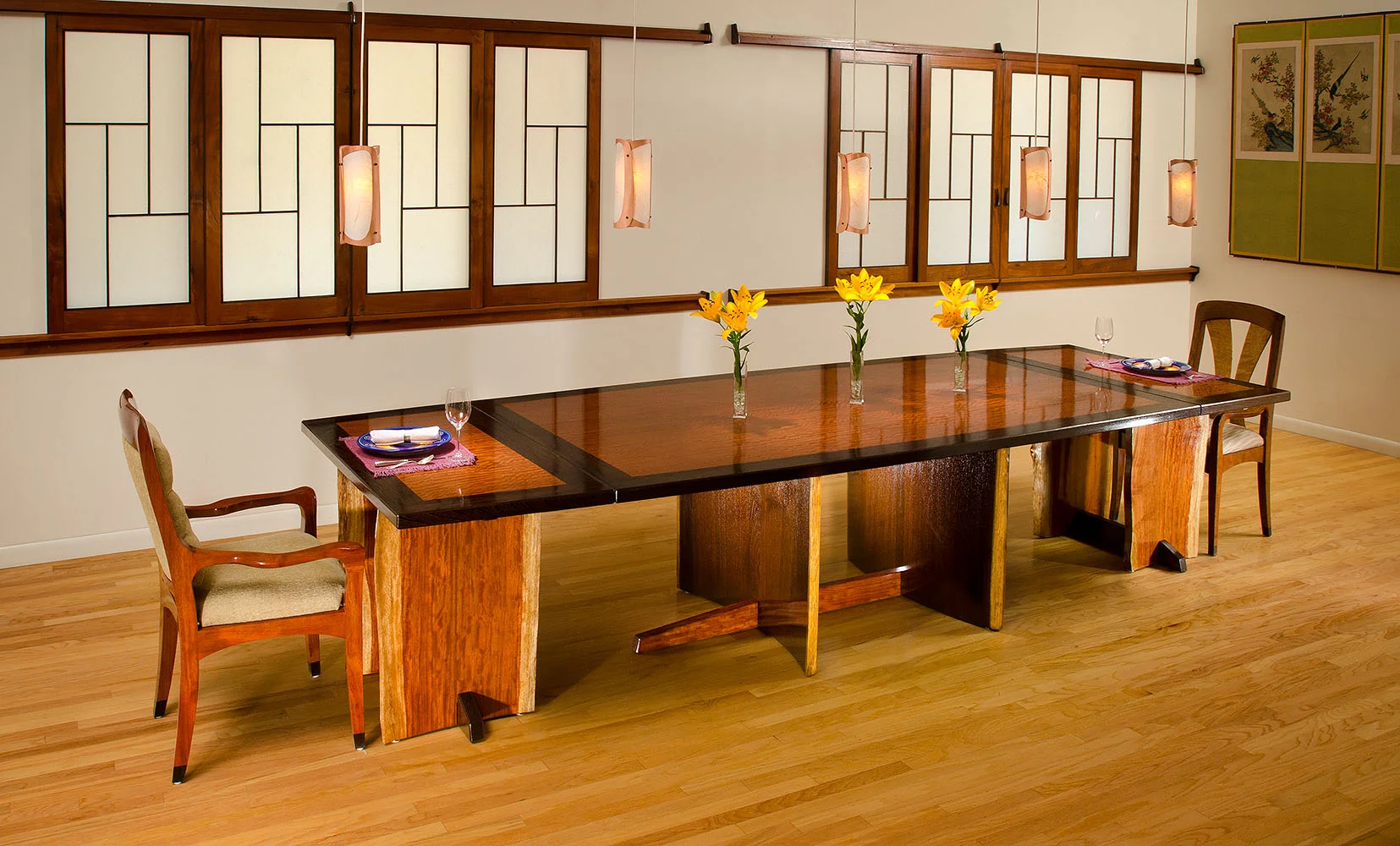 Dinning_Table.jpg
