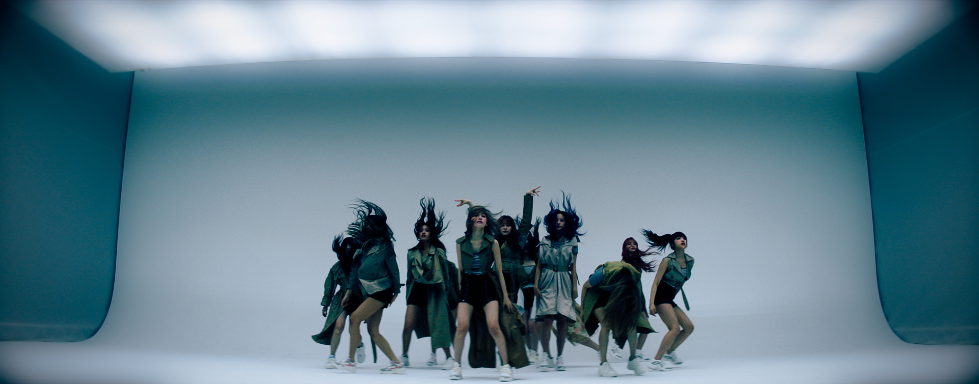 IZ*ONE (아이즈원) - 'Buenos Aires' MV — KYOTARO HAYASHI