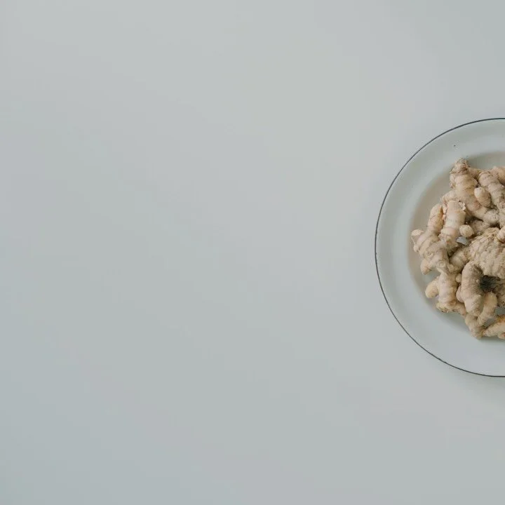 21_21 DESIGN SIGHT
企画展「スープはいのち」

映像の食材はウコン
短くまとめました。展示会場で是非じっくり。

繊維を染め、織り込んでいくスープ
食材の味や香りを盛り付けるスープ
それぞれを並列に、それぞれの違うようで同じような時の流れに
何か気づきがあると嬉しいなと思っています。
是非、展示会場で染めた生地と、映像を一緒に見て頂けると嬉しいです。

会期: 2026年3月27日（金）ー 8月9日（日）
URL: https://www.2121designsight.jp/