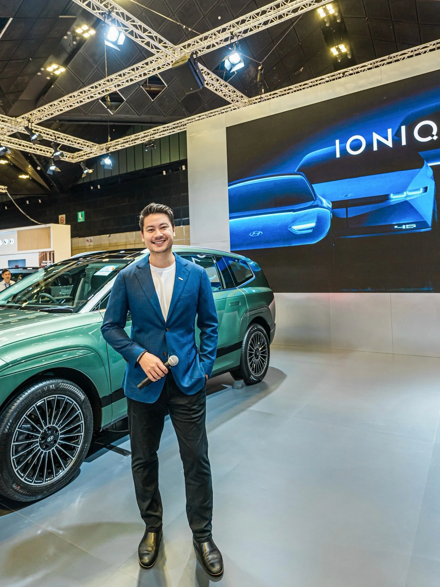 What a way to kick off the year, hosting for Hyundai at Singapore Motorshow! 

My first time seeing the Ioniq 9 in person and I&rsquo;m already in love with the way it masters space so thoughtfully - might have to get behind the wheel and see how it 