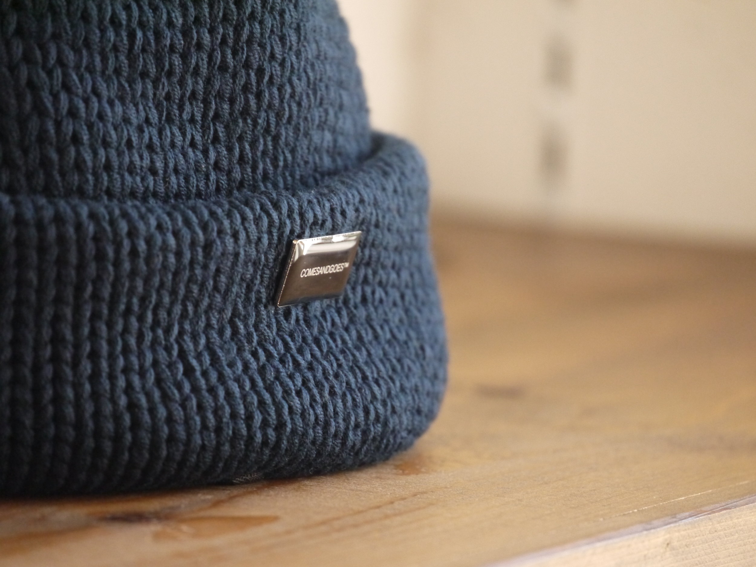 COMESANDGOES PINS KNIT CAP