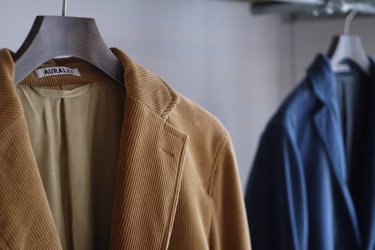 AURALEE WASHED CORDUROY JACKET