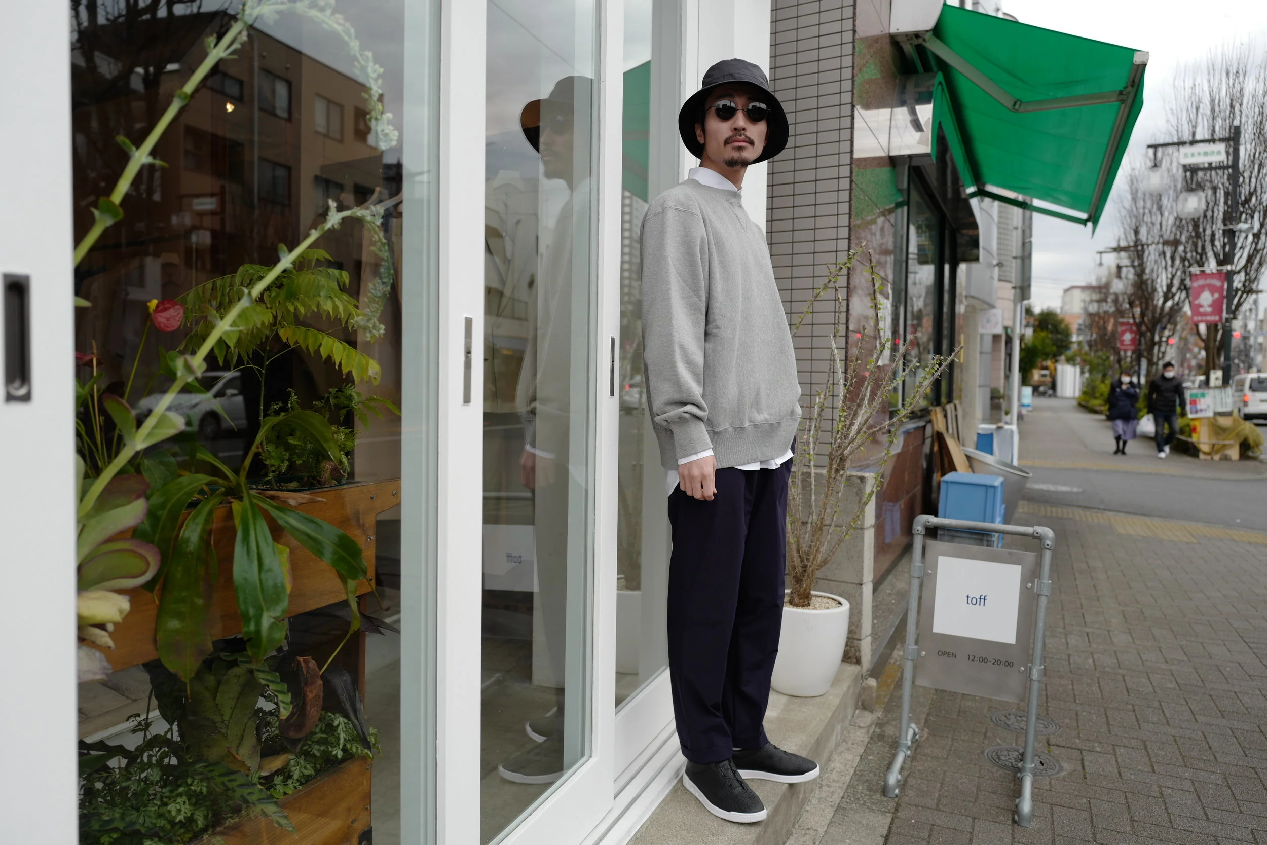 COMESANDGOES WATERPROOF BUCKET HAT 