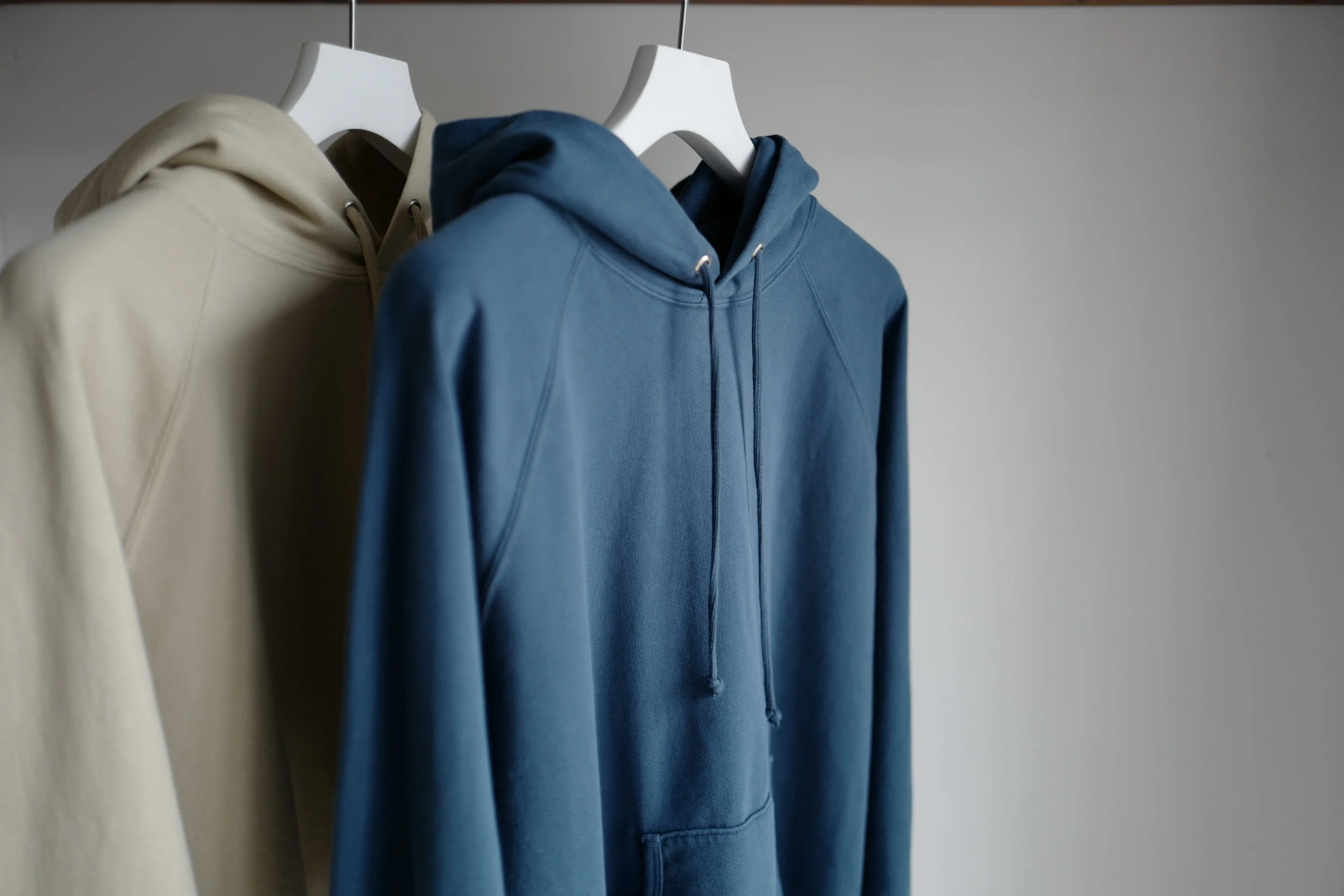 LADY WHITE CO. LLEWYN HOODIE