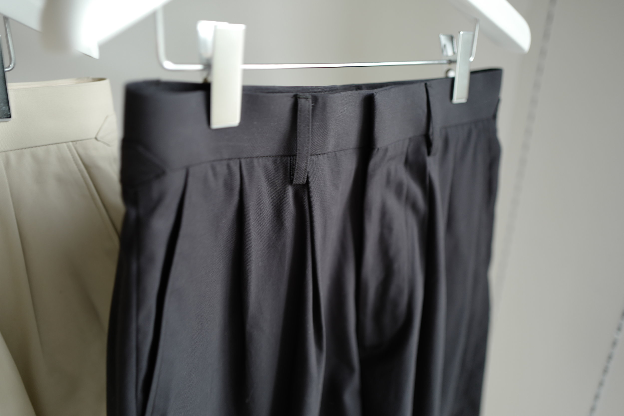 AURALEE HARD TWIST GABARDINE SHORTS — TF Blog