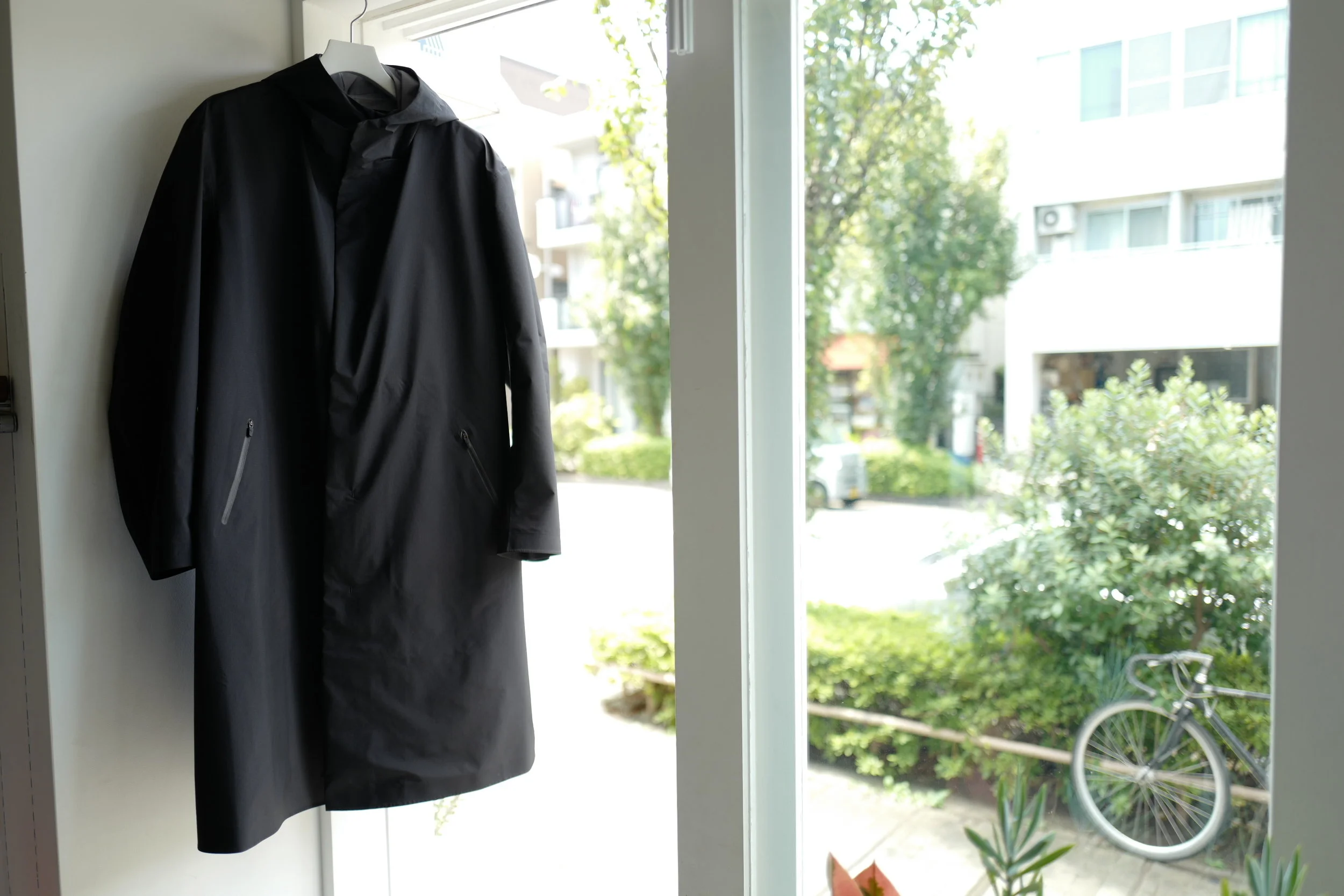 DESCENTE PAUSE GORE-TEX HOODED COAT