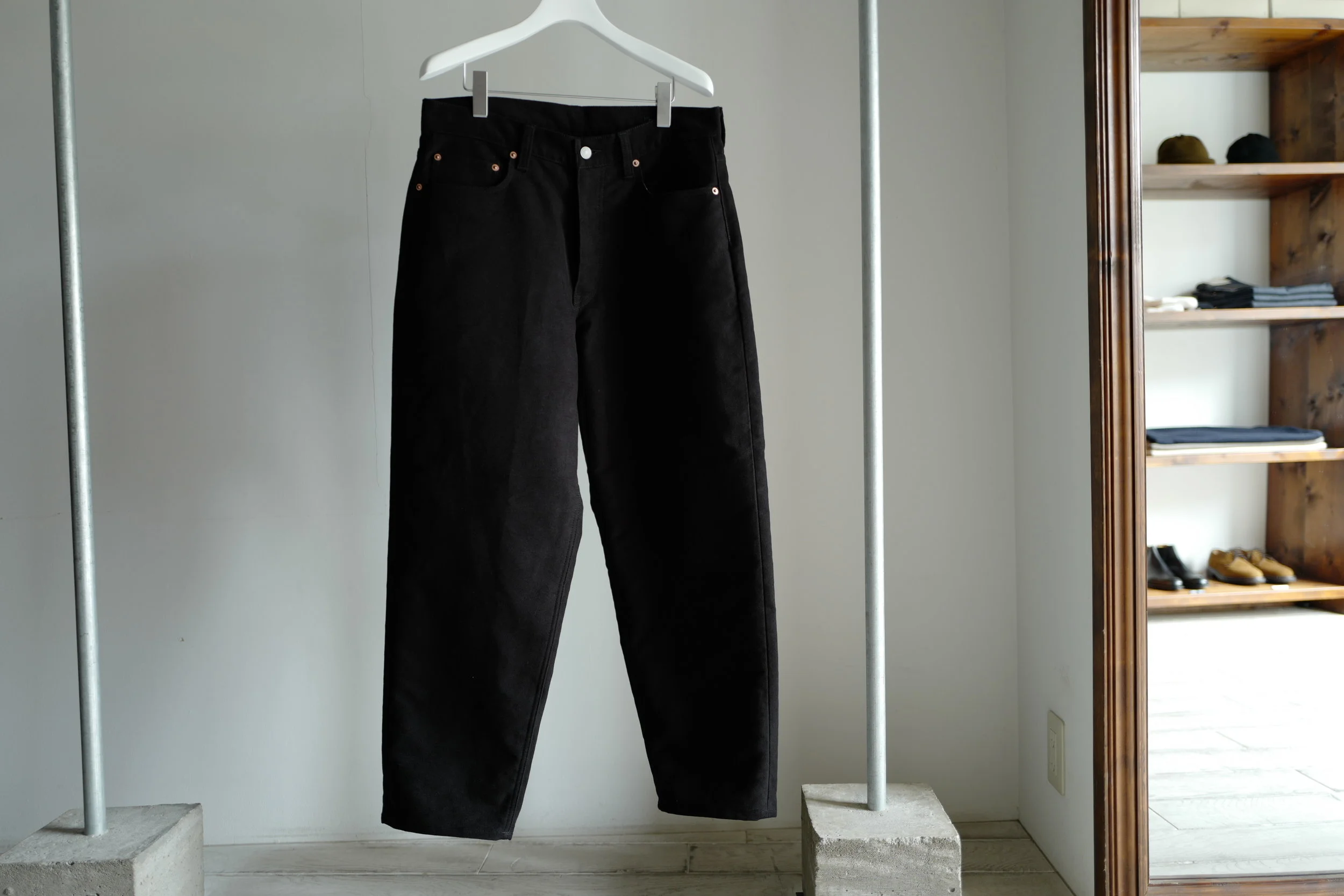 COMOLI MOLESKIN 5POCKET PANTS