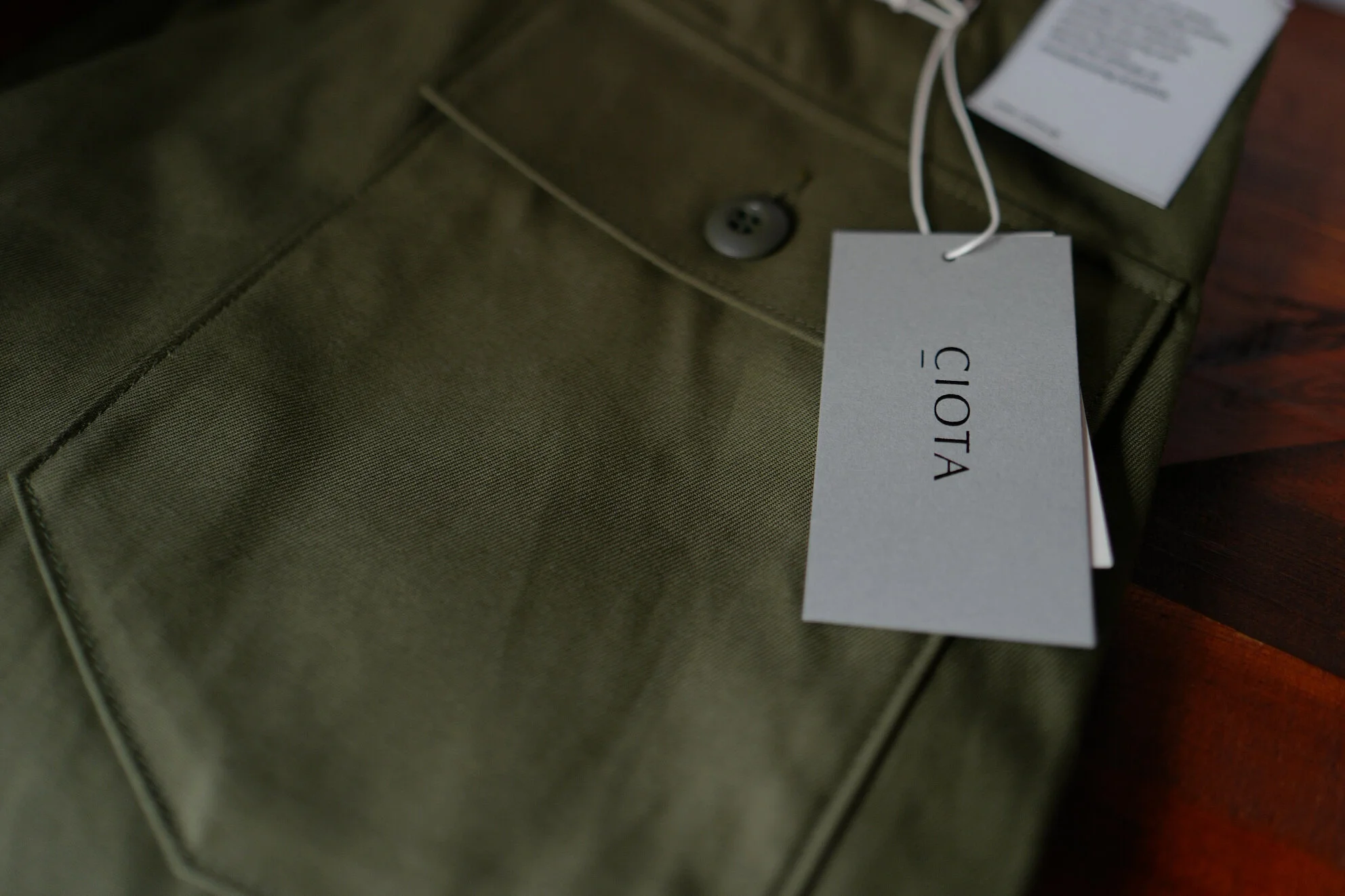 CIOTA スビンコットン バックサテン ベイカーパンツ &amp; スビンコットン ウエポン チノパンツ