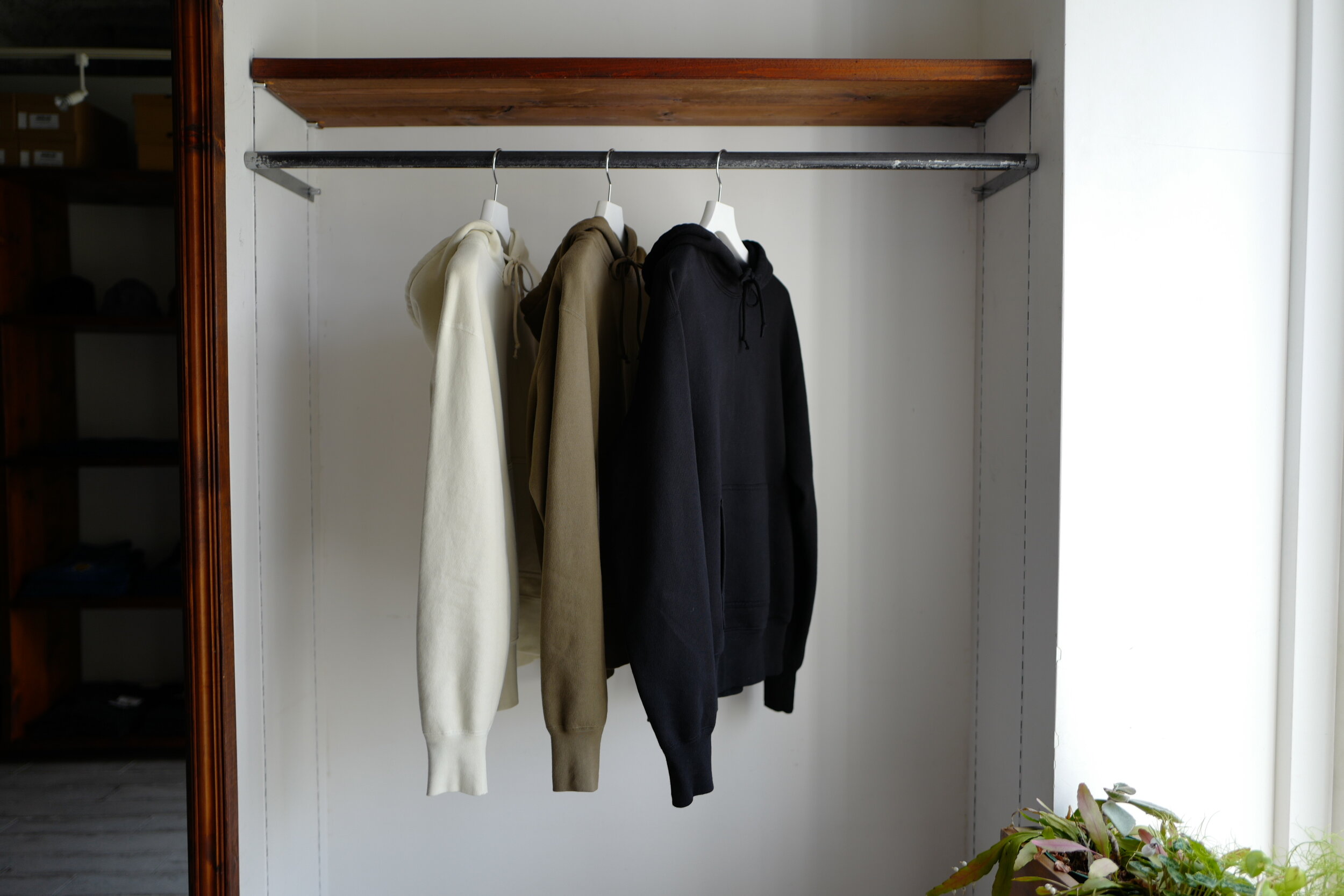 LADY WHITE CO. LW-C HOODIE