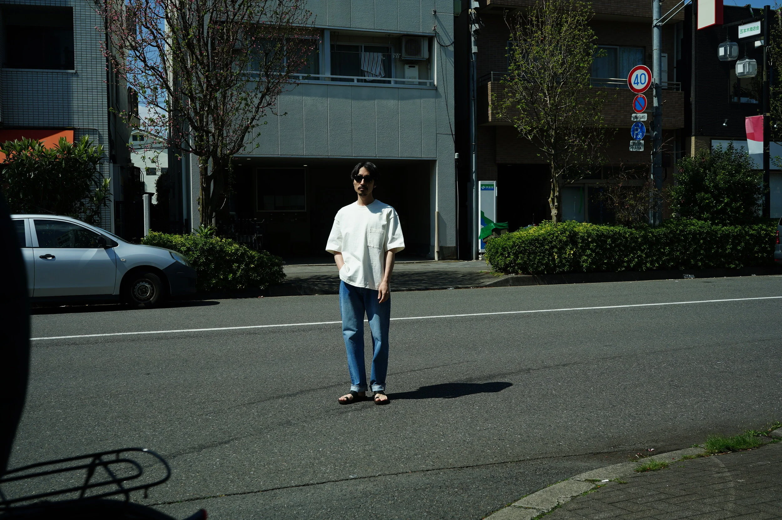 AURALEE STAND-UP TEE