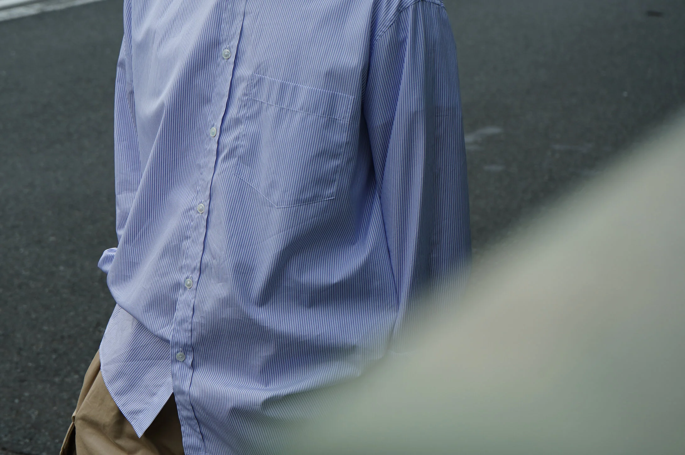 CLASSIC と COLLARLESS