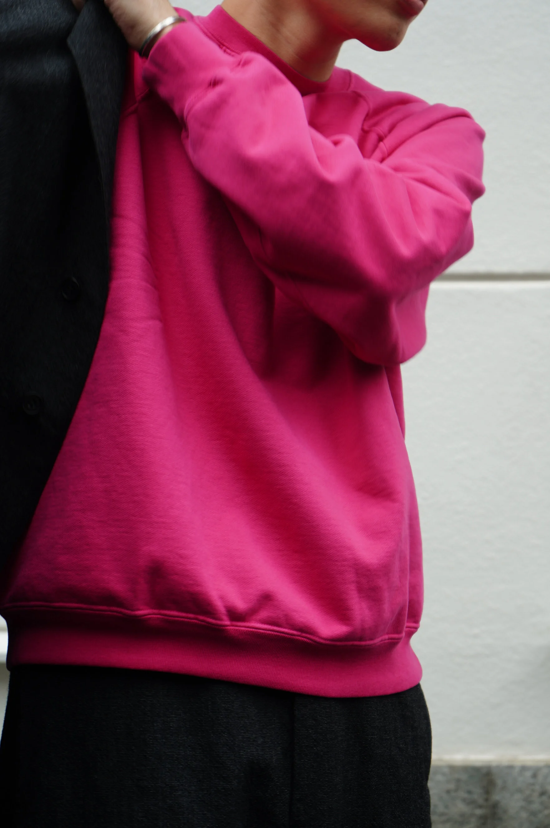 目を引くピンク