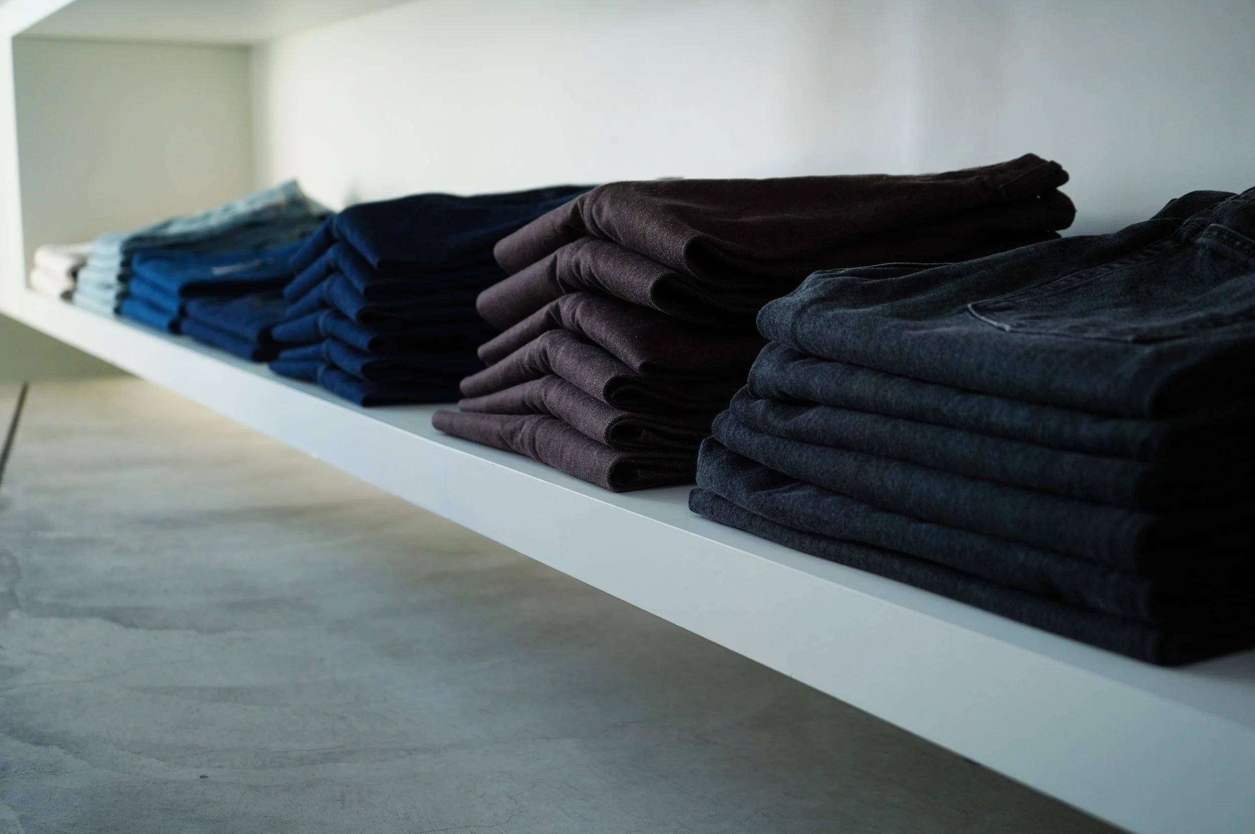 デニムをたくさん