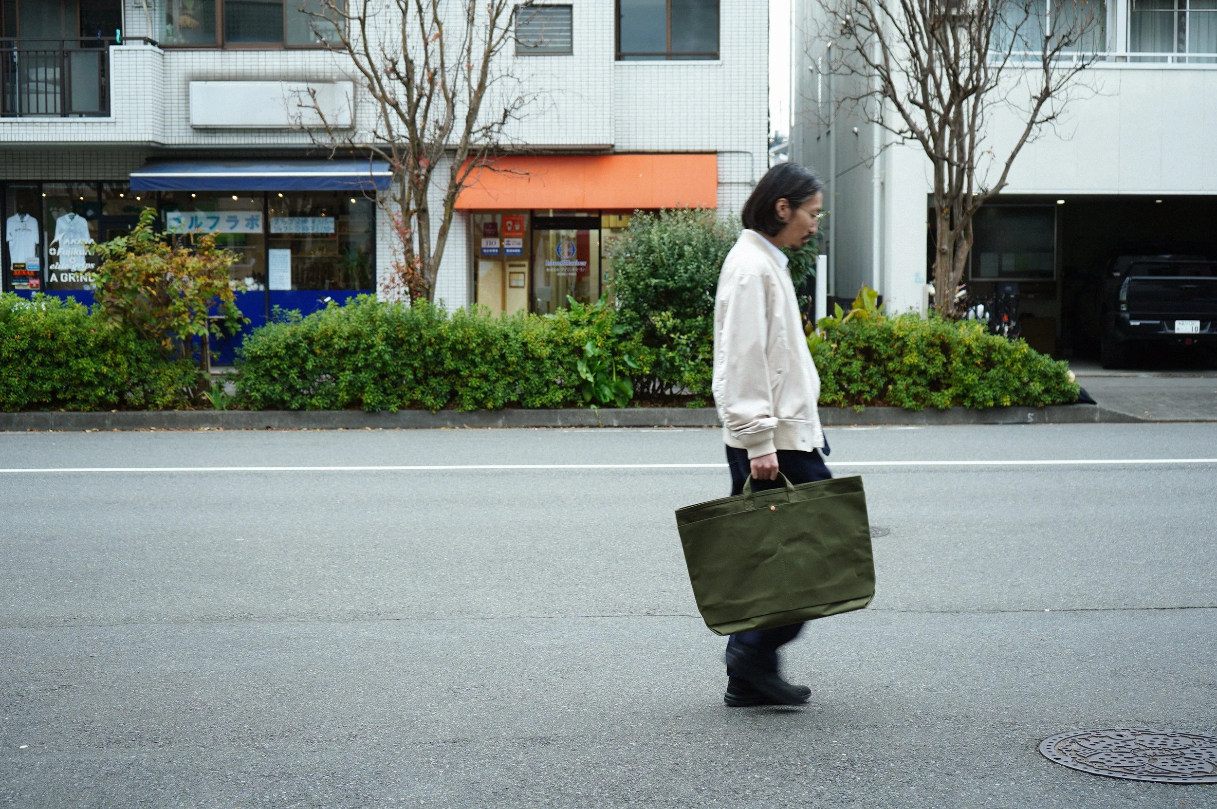 This is a(n) - Case #02 [order exhibition 09] - 今日から