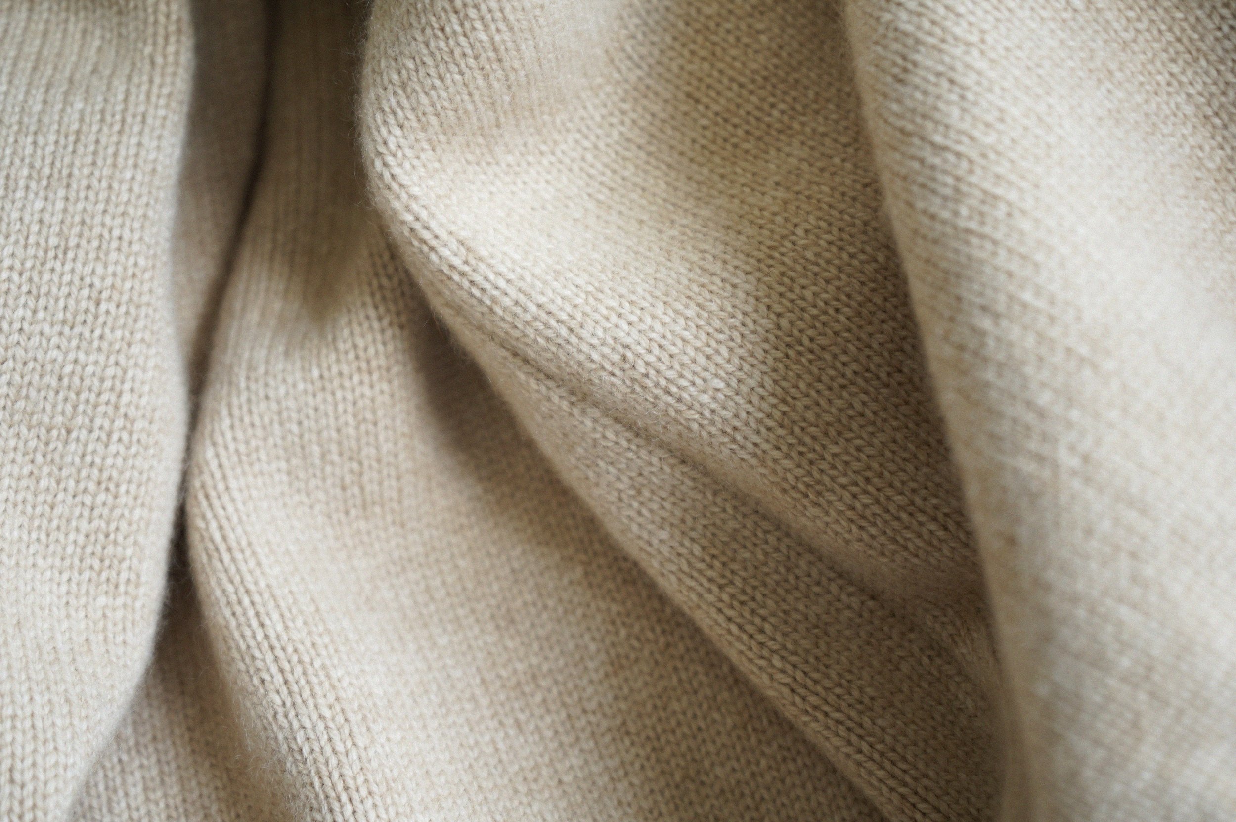 HERILL Goldencash Pullover NATURAL編