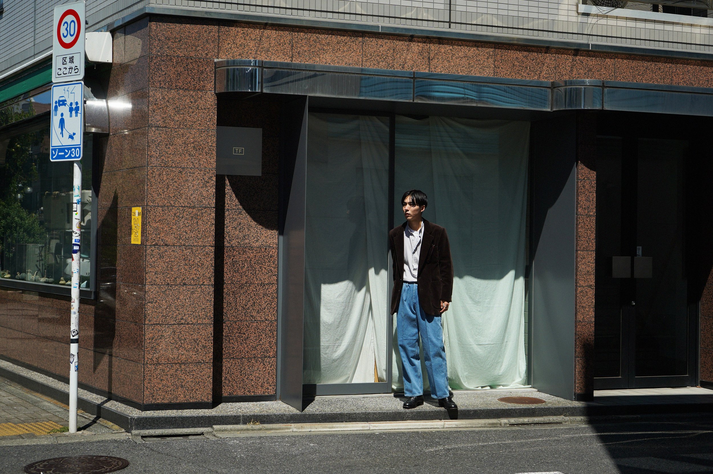 COMOLI C/CA ストライププルオーバーシャツ