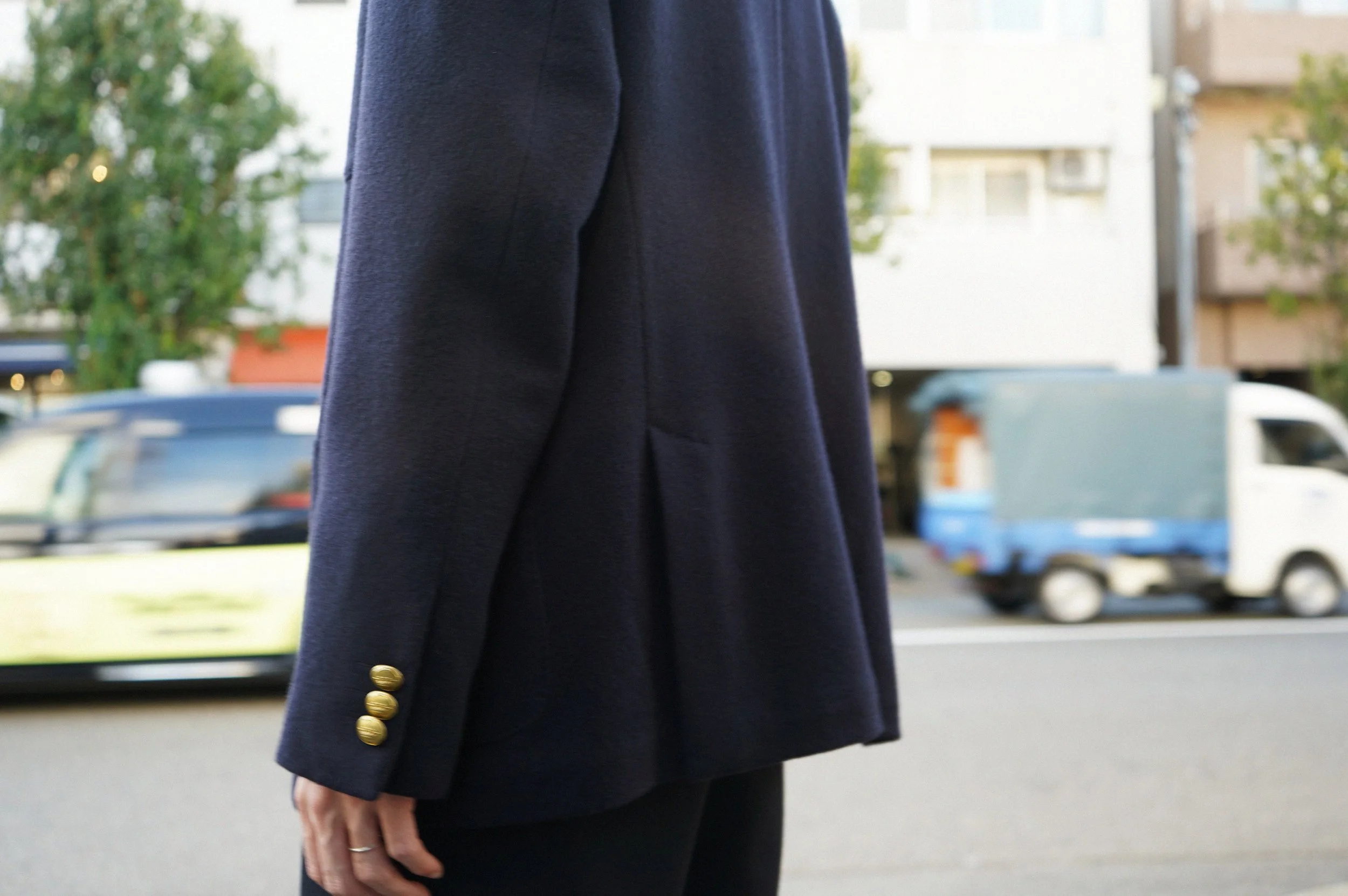 COMOLI カシミヤ ネイビーブレザー