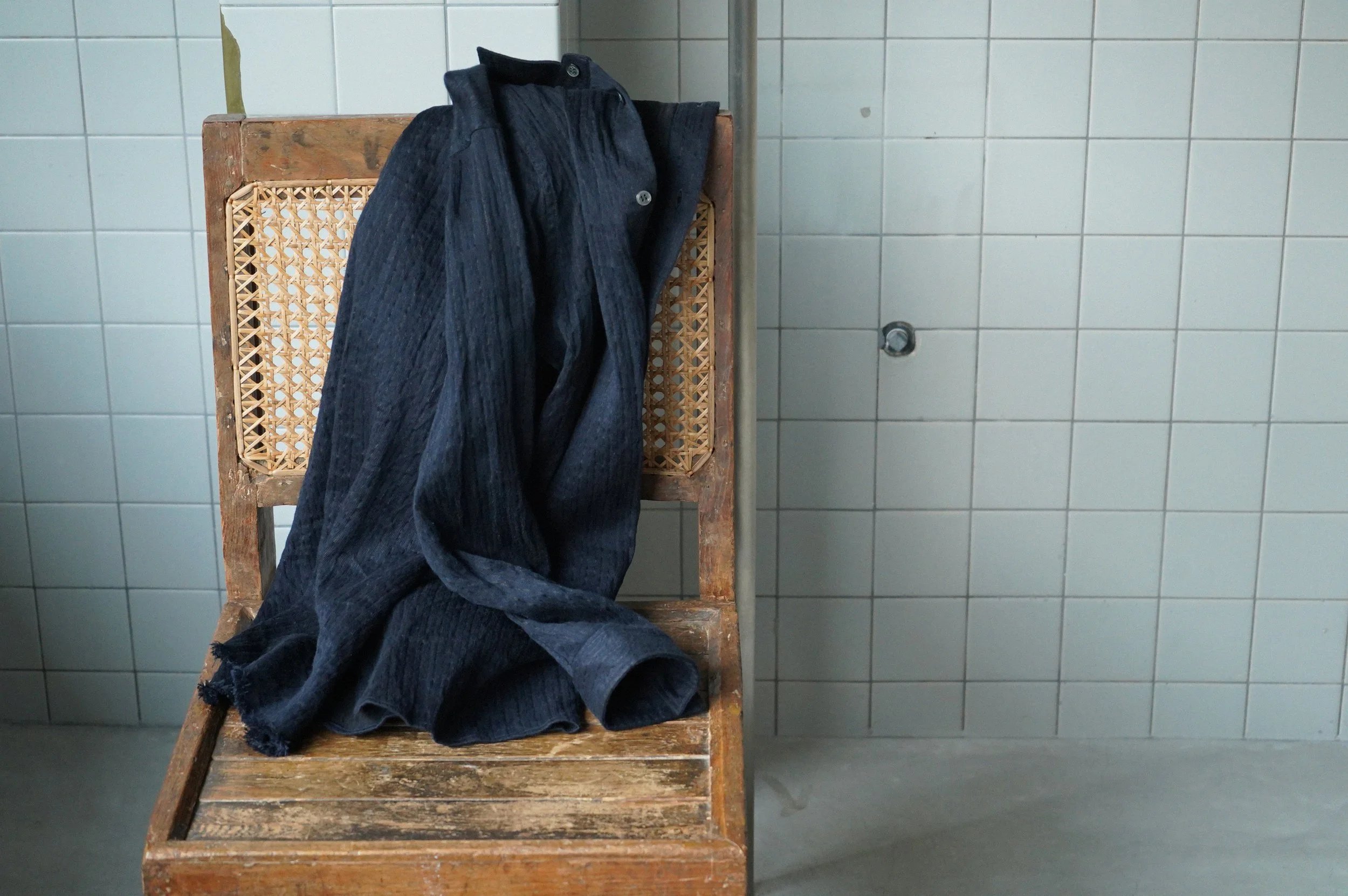 山内のコットンキュプラ・ランダムシャドーストライプ