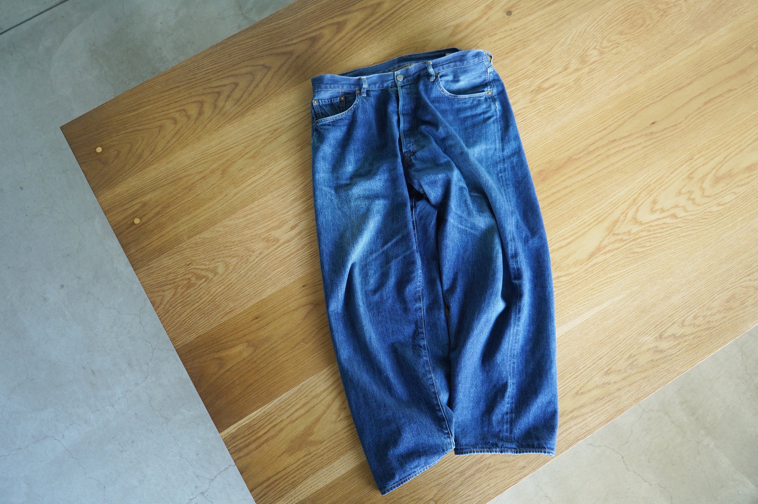 続 : COMOLI デニム 5Pパンツ