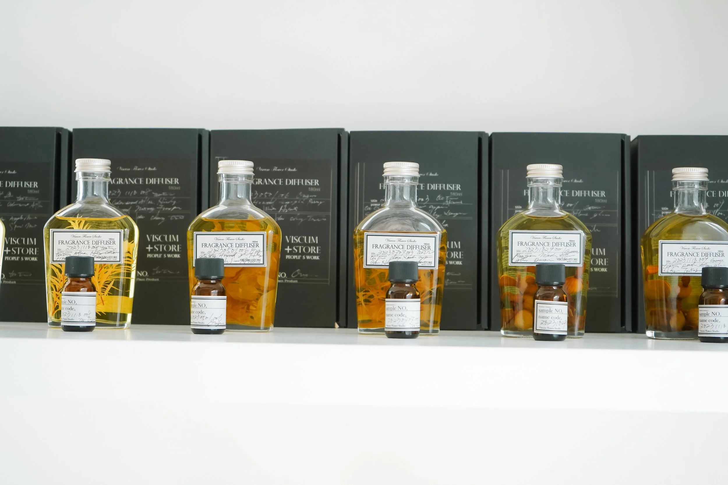 Viscum Flower Studio : FRAGRANCE DIFFUSER