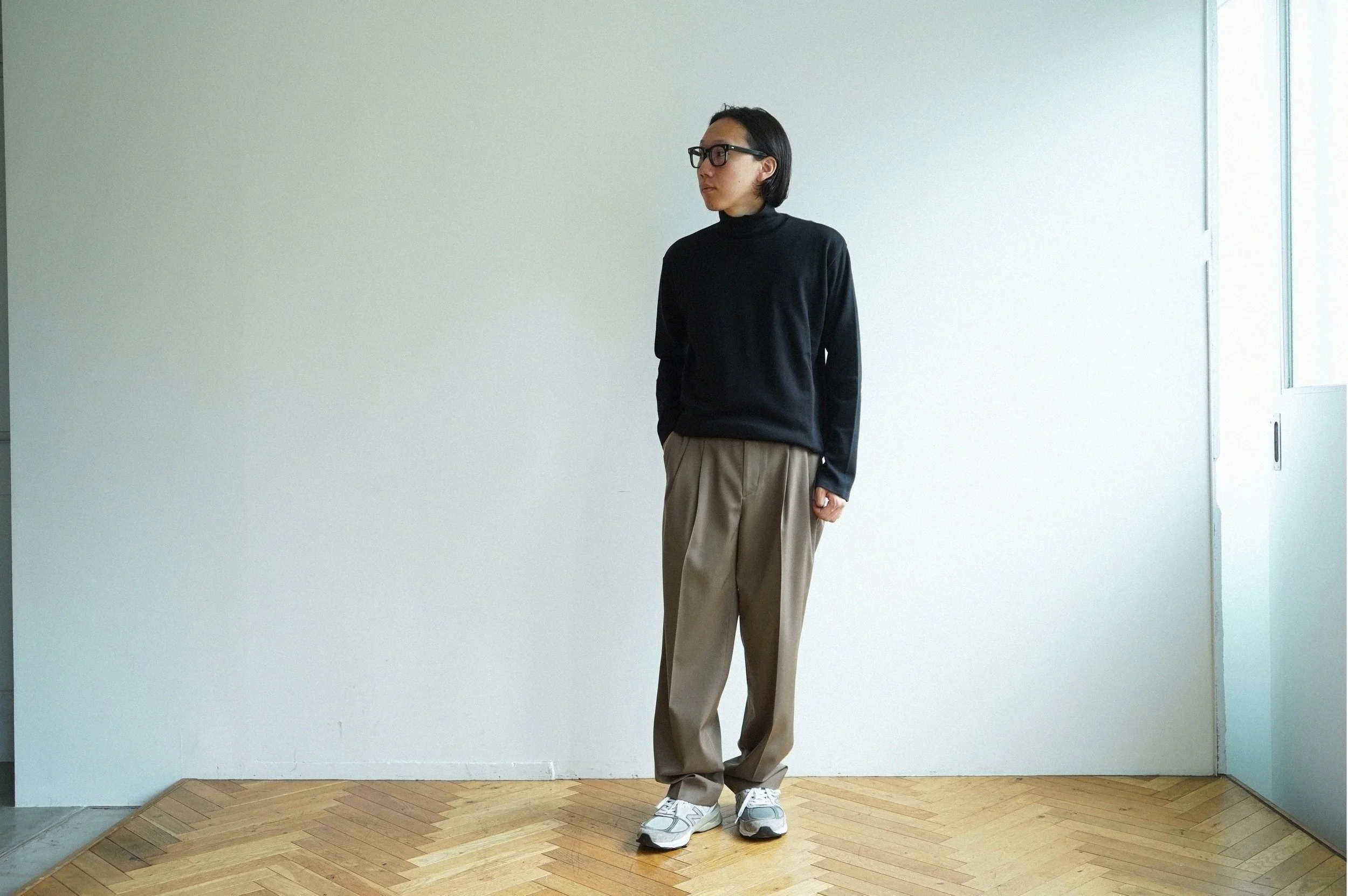 AURALEEのスラックスと19,20日の営業に関して — TF Blog