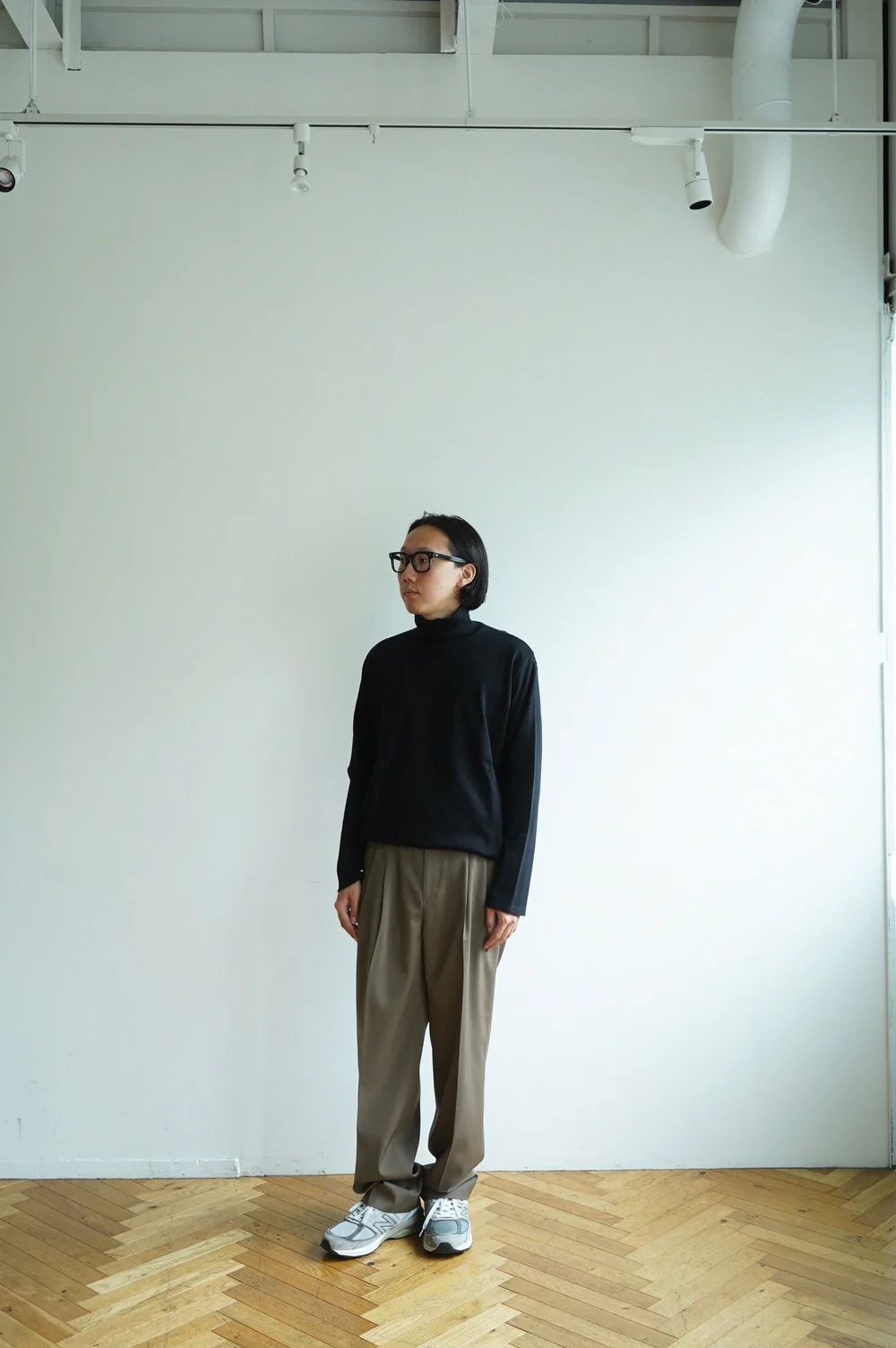 AURALEE コットンスラックス BK AURALEEのスラックスと19,20日の営業に関して — TF Blog