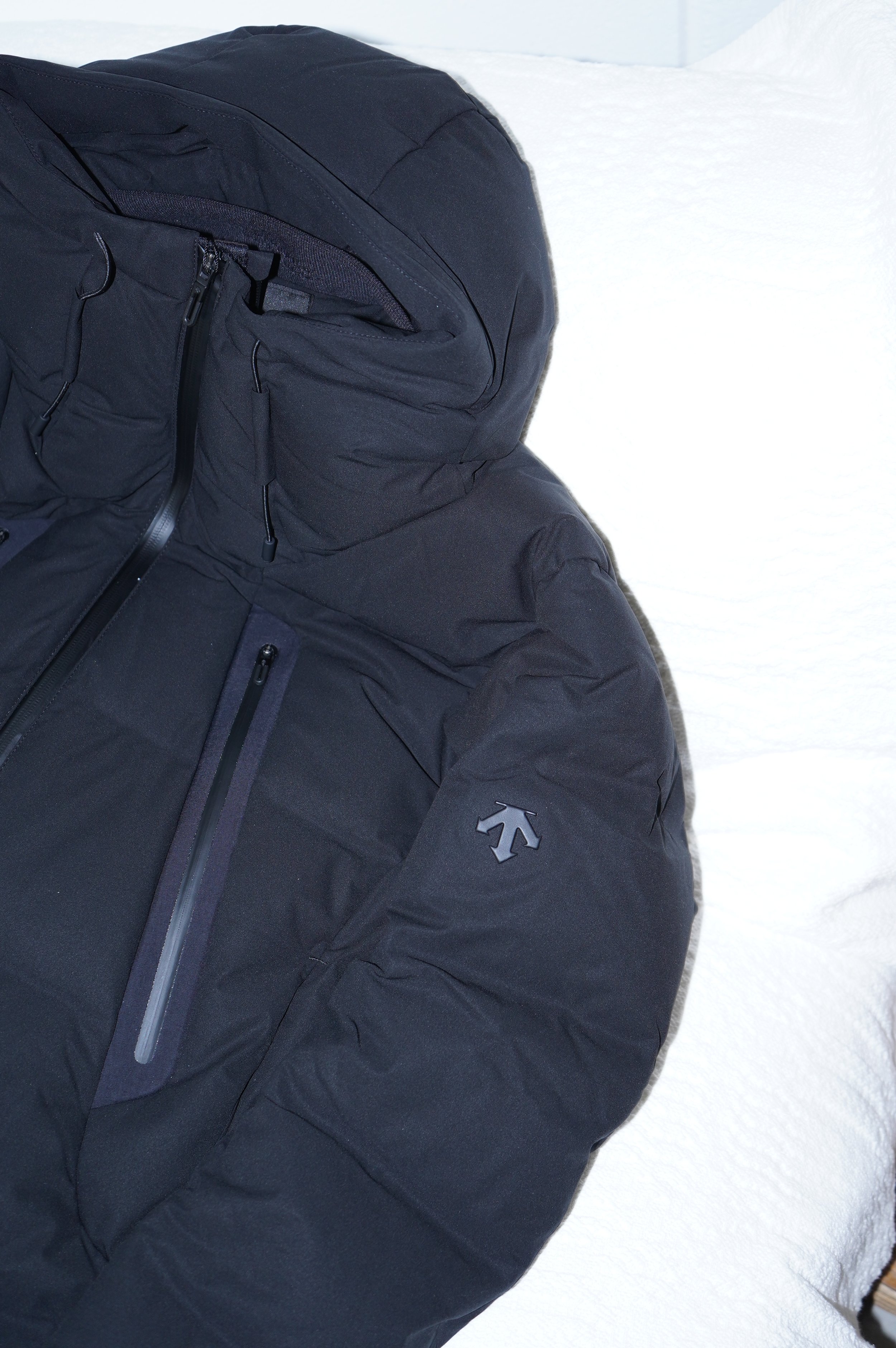 DESCENTE ALLTERRAIN : MIZUSAWA DOWN OVERSIZED JACKET “MOUNTAINEER”