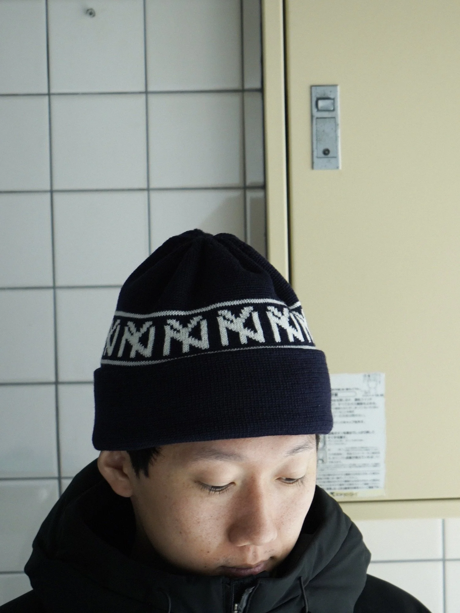 COMESANDGOES JAQUARD NY KNIT