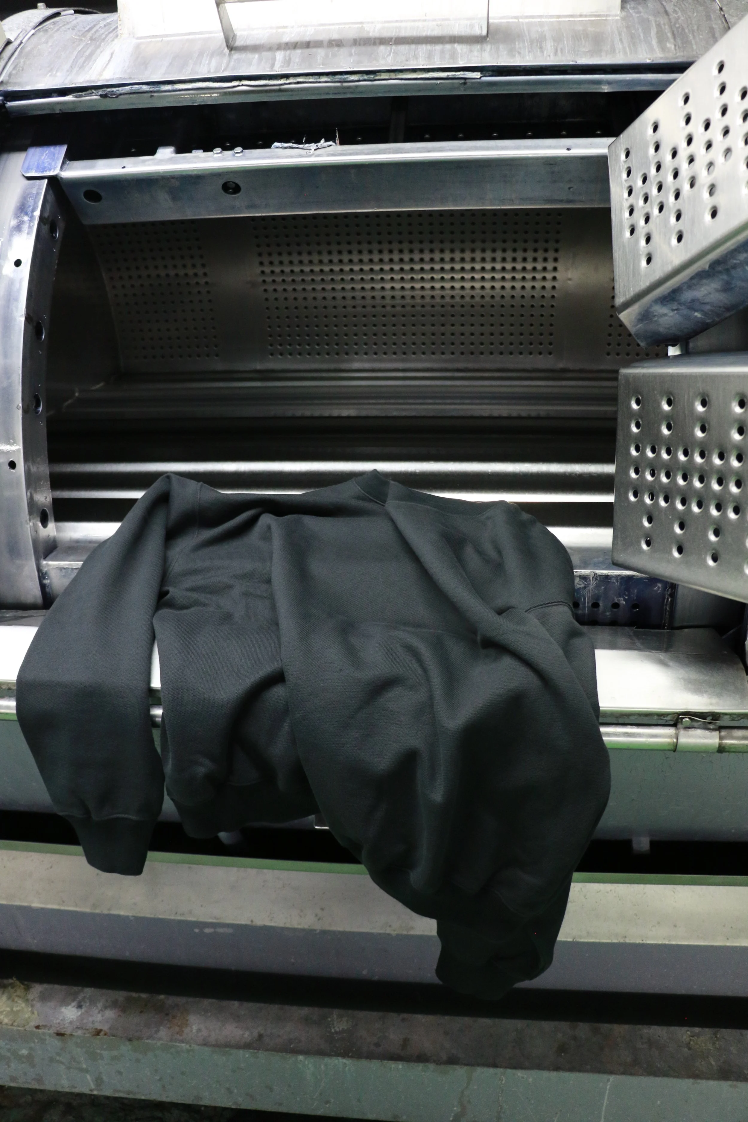 TF 13th Anniversary exclusive item - Sweatshirt - day 1