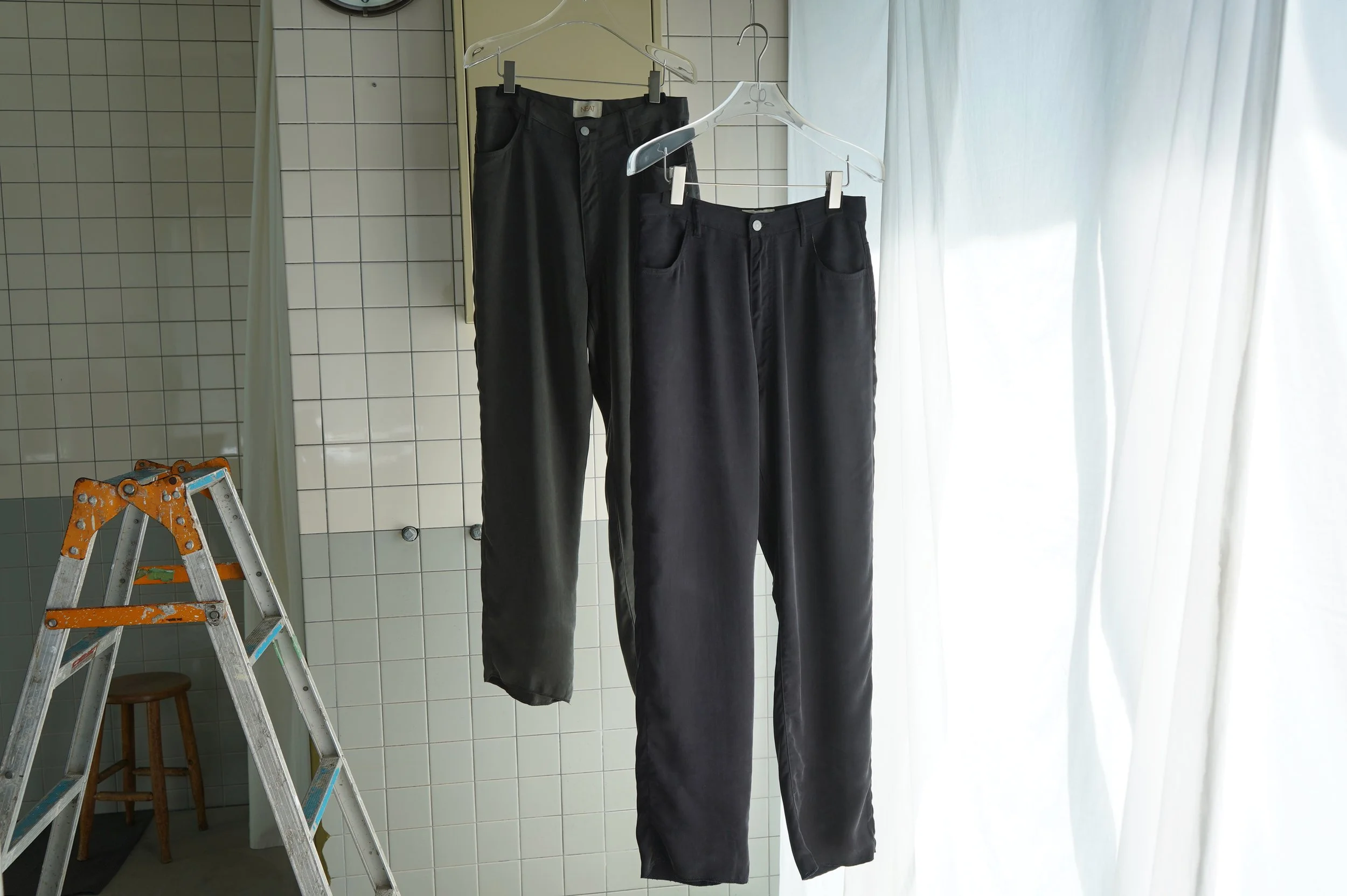 キュプラのパンツ