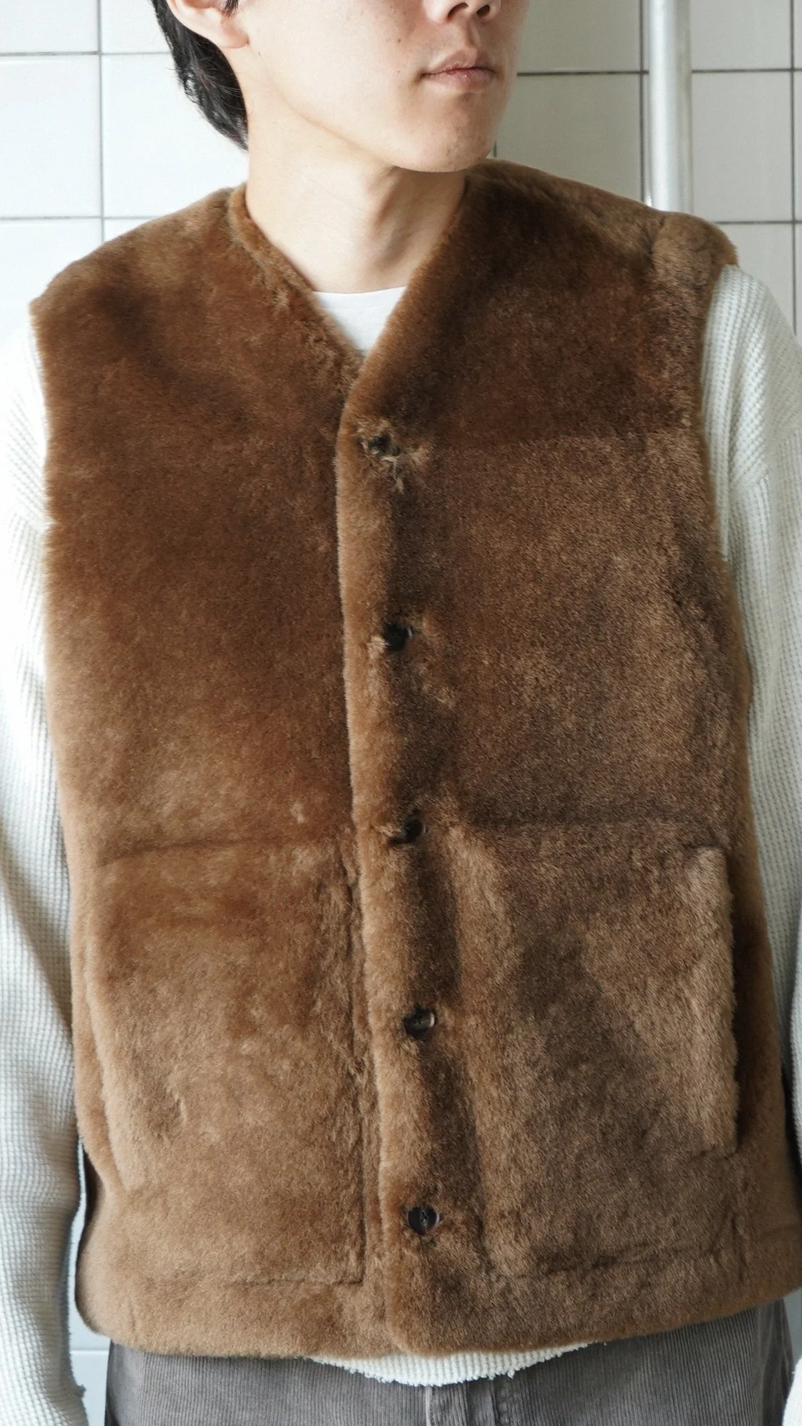 AURALEE : STRAIGHT MERINO MOUTON FUR VEST 