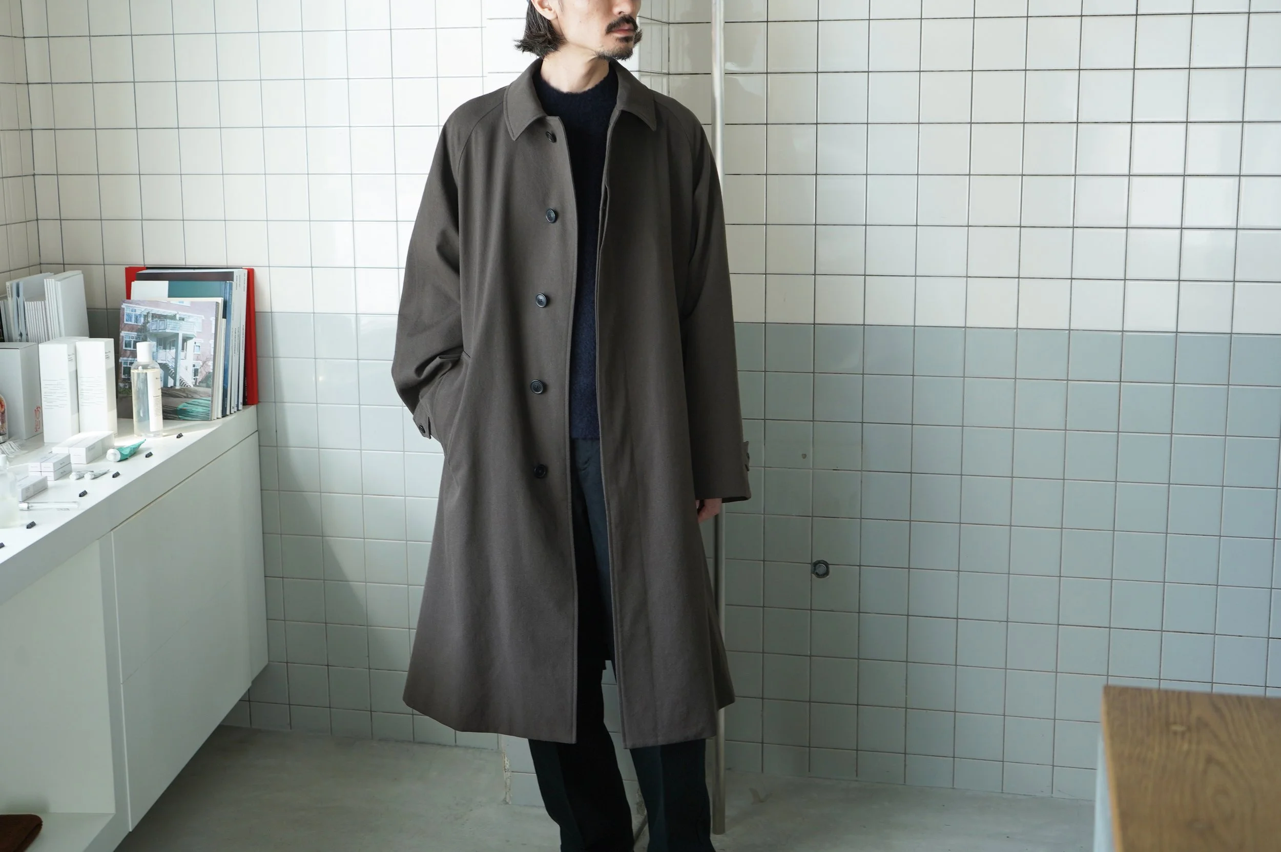 BAUTHのコートとニットも入ってます